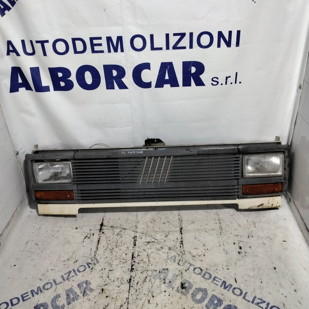 mascarilla de rejilla frontal completa Fiat Ducato año 1995