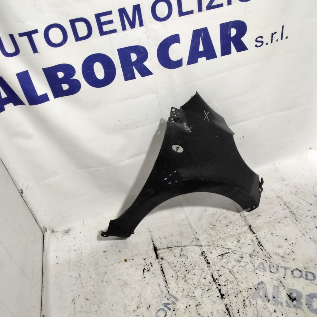 parafango fianchetto anteriore destro  citroen C1 anno 2004