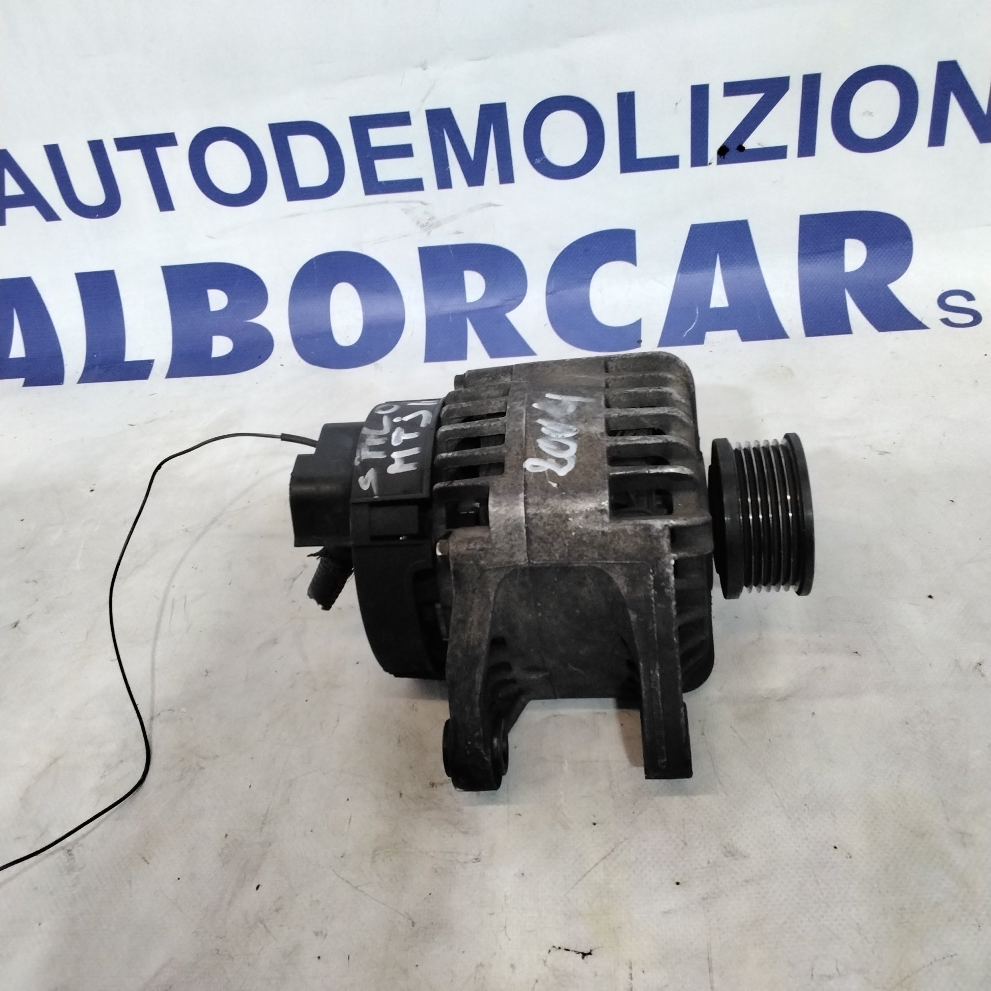 Alternatore fiat stilo 1.9 mtj anno 2004 codice 46782213
