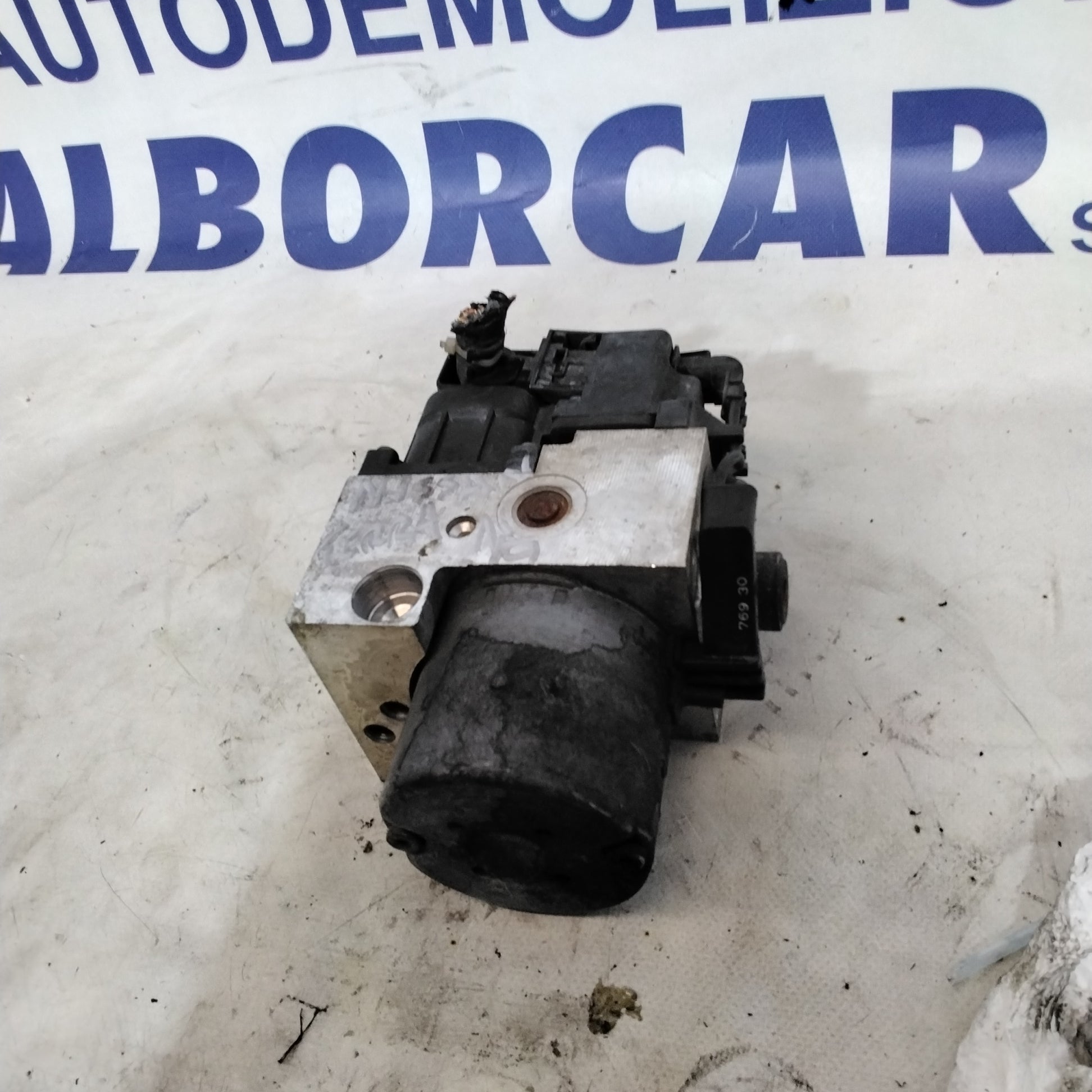 Pompa ABS Nissan Terrano 2 2700d 4X4 Anno 1999 codice 47660