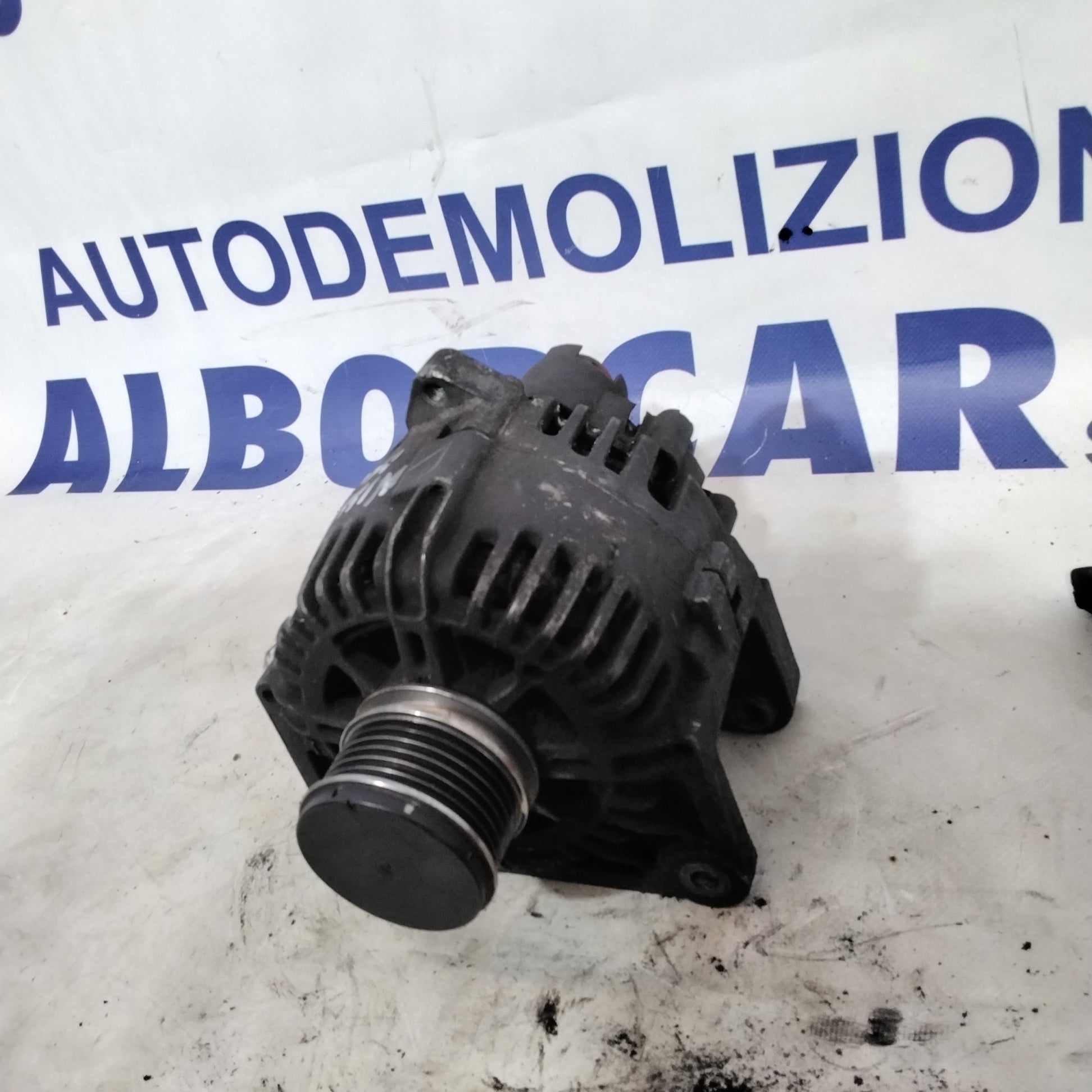 Alternatore nissan micra 1.5cdi anno 2007 codice TG11C034