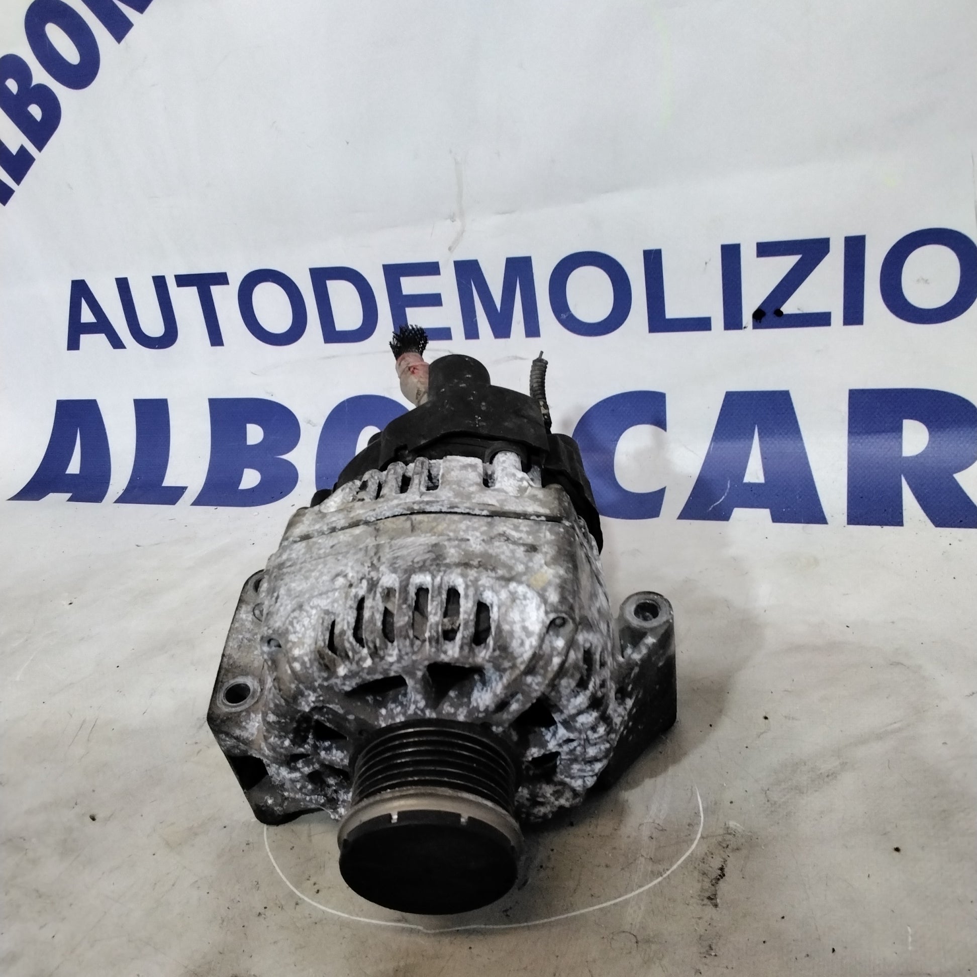 Alternatore Fiat Punto 1.3 multijet anno 2006 codice 51784845