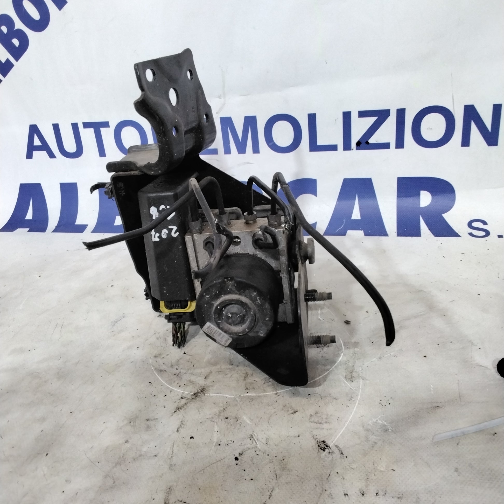 Pompa e centralina abs peugeot 207 1.4hdi anno2006 codice 9662298480