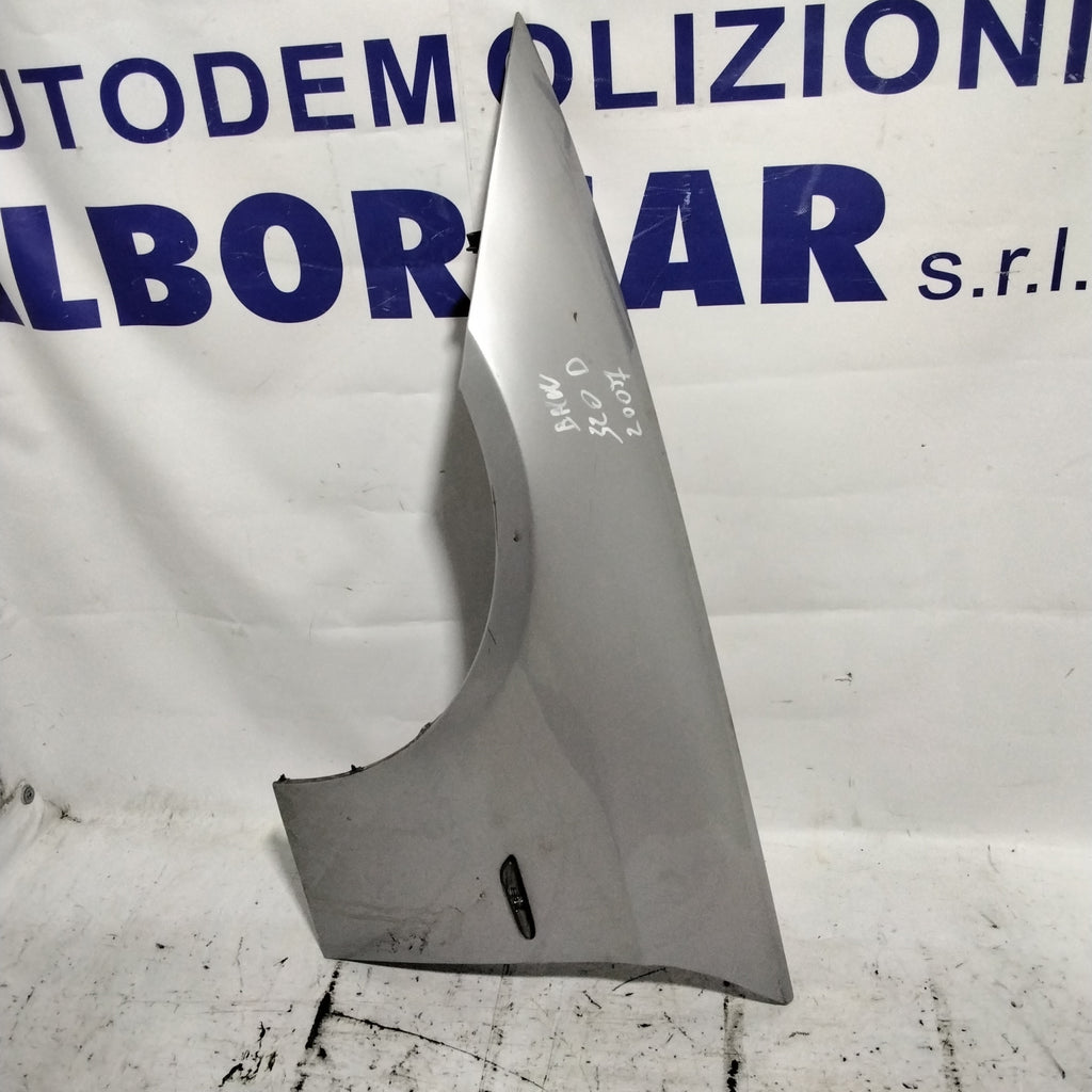 parafango fianchetto anteriore sinistro bmw 320 anno 2007