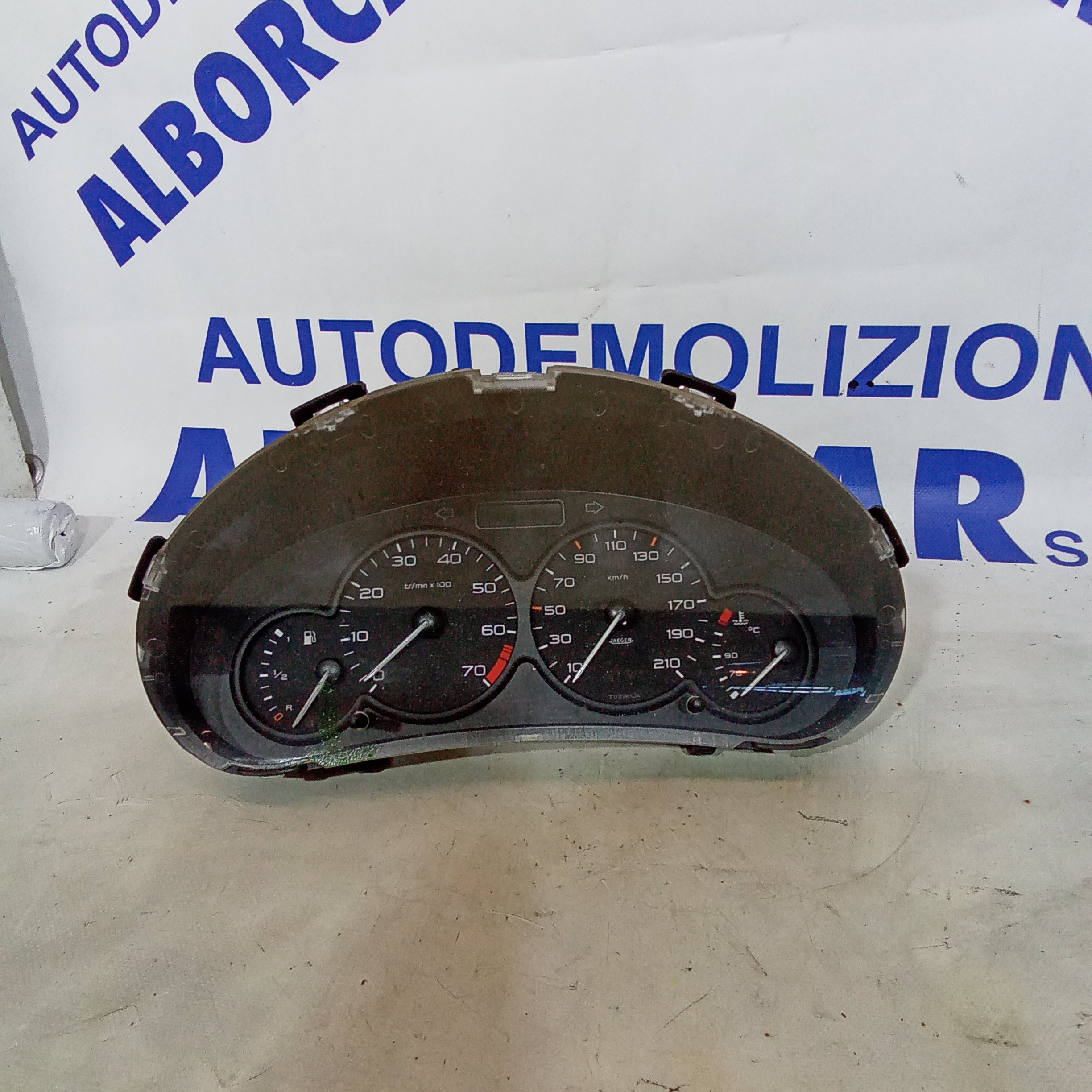 Quadro strumenti/contachilometri peugeot 206 1.4hdi anno 2003 codice 42825609