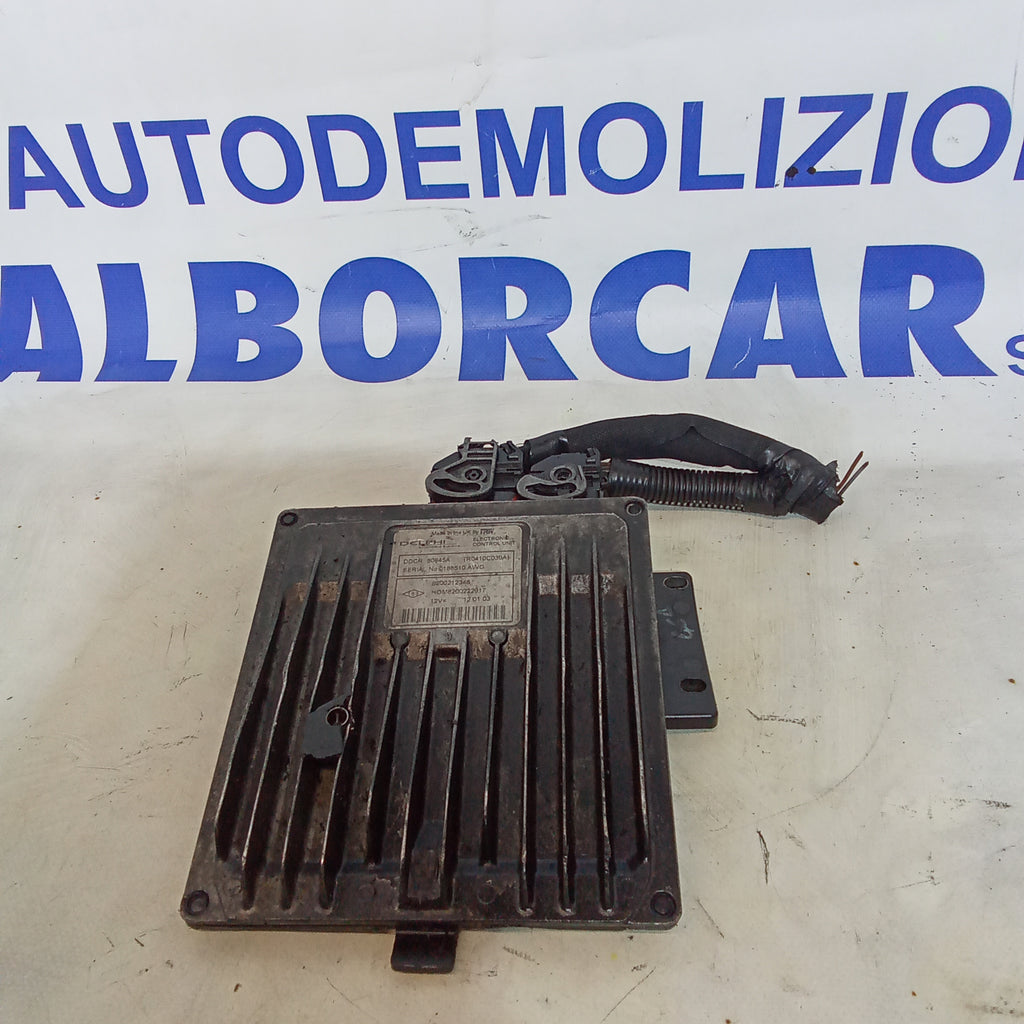 Unidad de control del motor Renault Clio 1.5dci año 2001 código HOM8200222917
