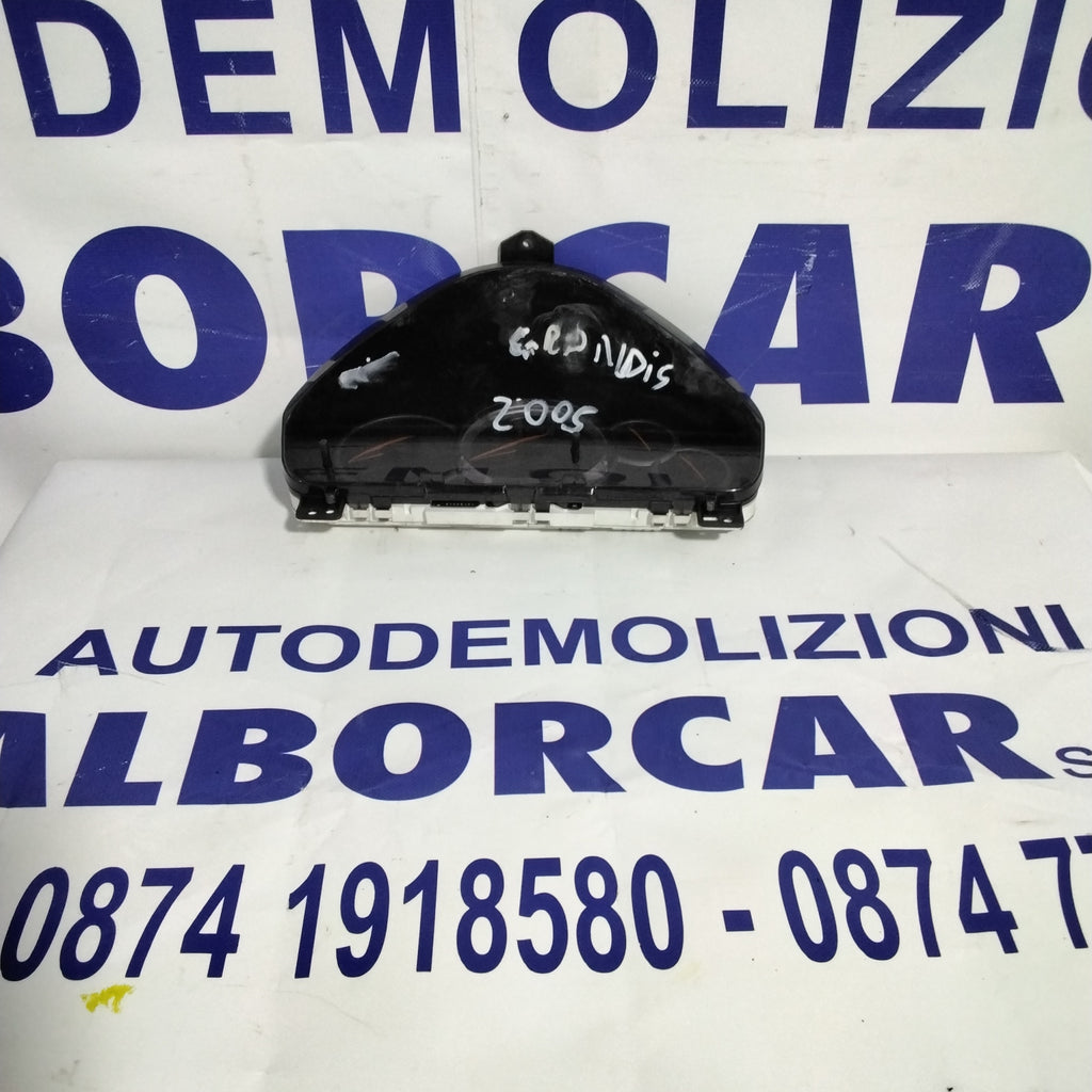 Quadro strumento / contachilometri mitsubishi grandis diesel anno 2005 codice:8100A197