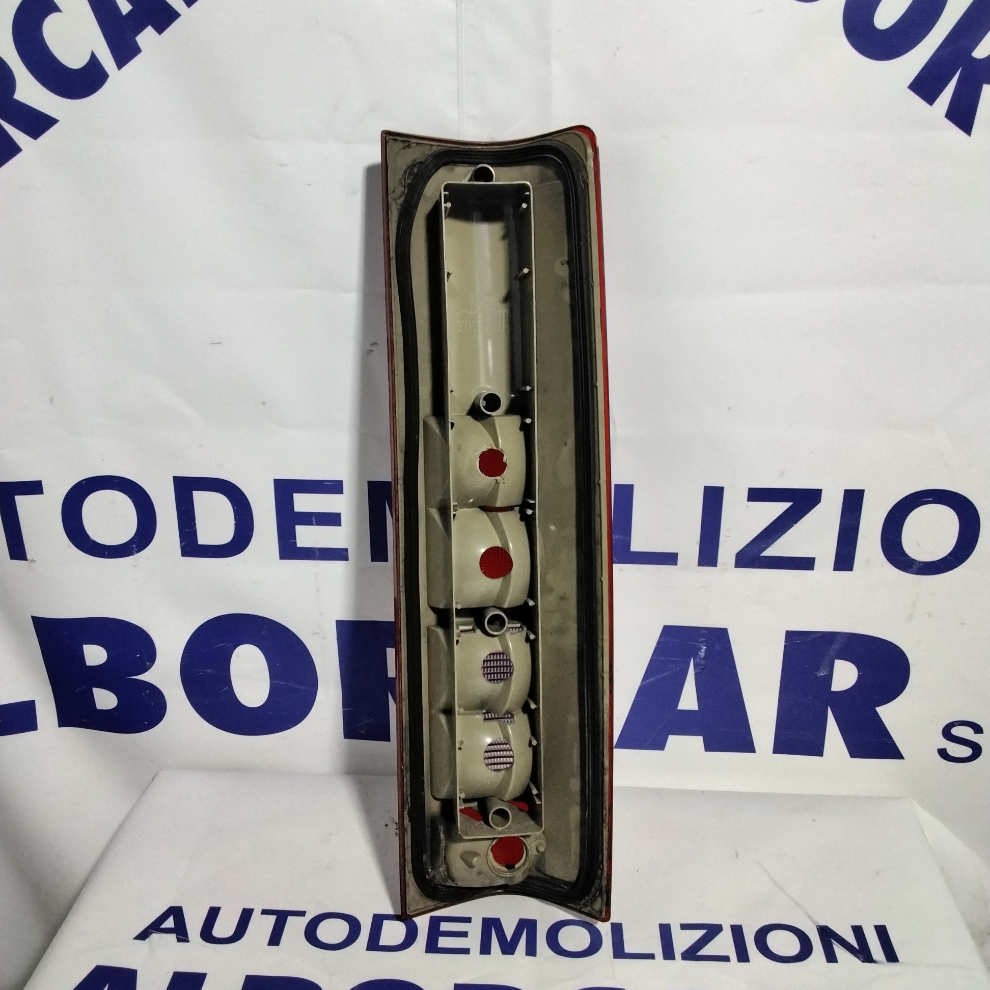Fanale stop sinistro iveco daily anno 2003 codice:016631903LR
