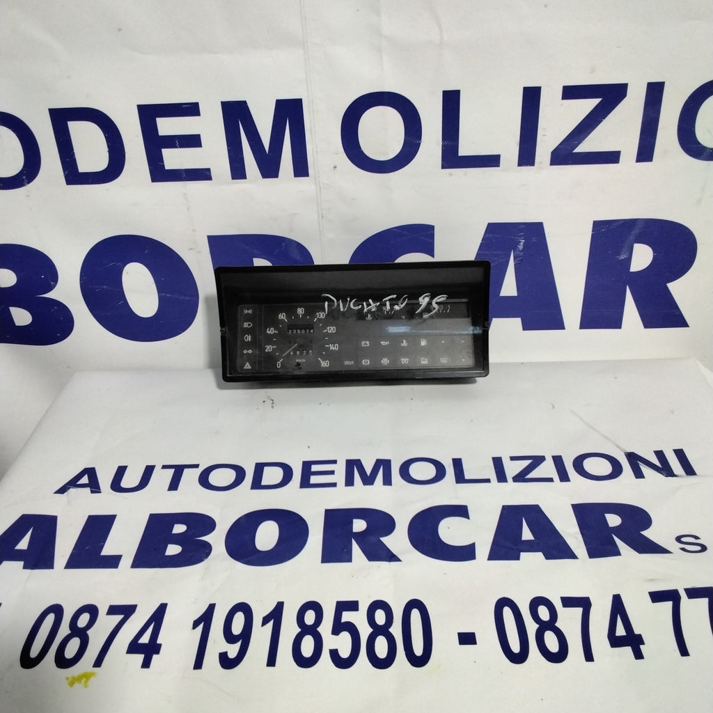 Cuadro de instrumentos / cuentakilómetros Fiat Ducato año 1998 código:6042930020B