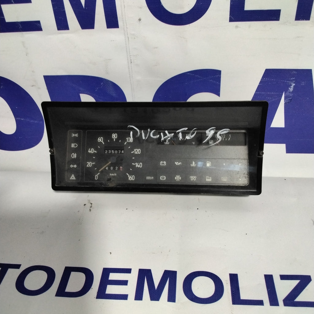 Cuadro de instrumentos / cuentakilómetros Fiat Ducato año 1998 código:6042930020B