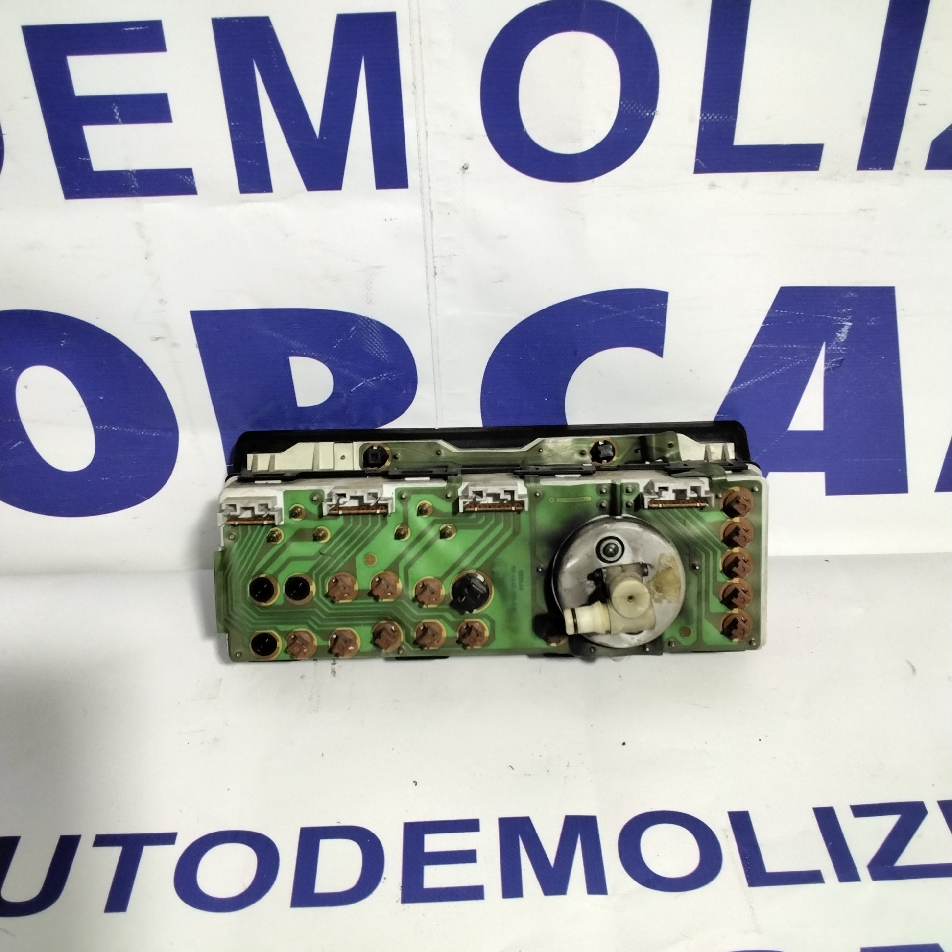 Cuadro de instrumentos / cuentakilómetros Fiat Ducato año 1998 código:6042930020B