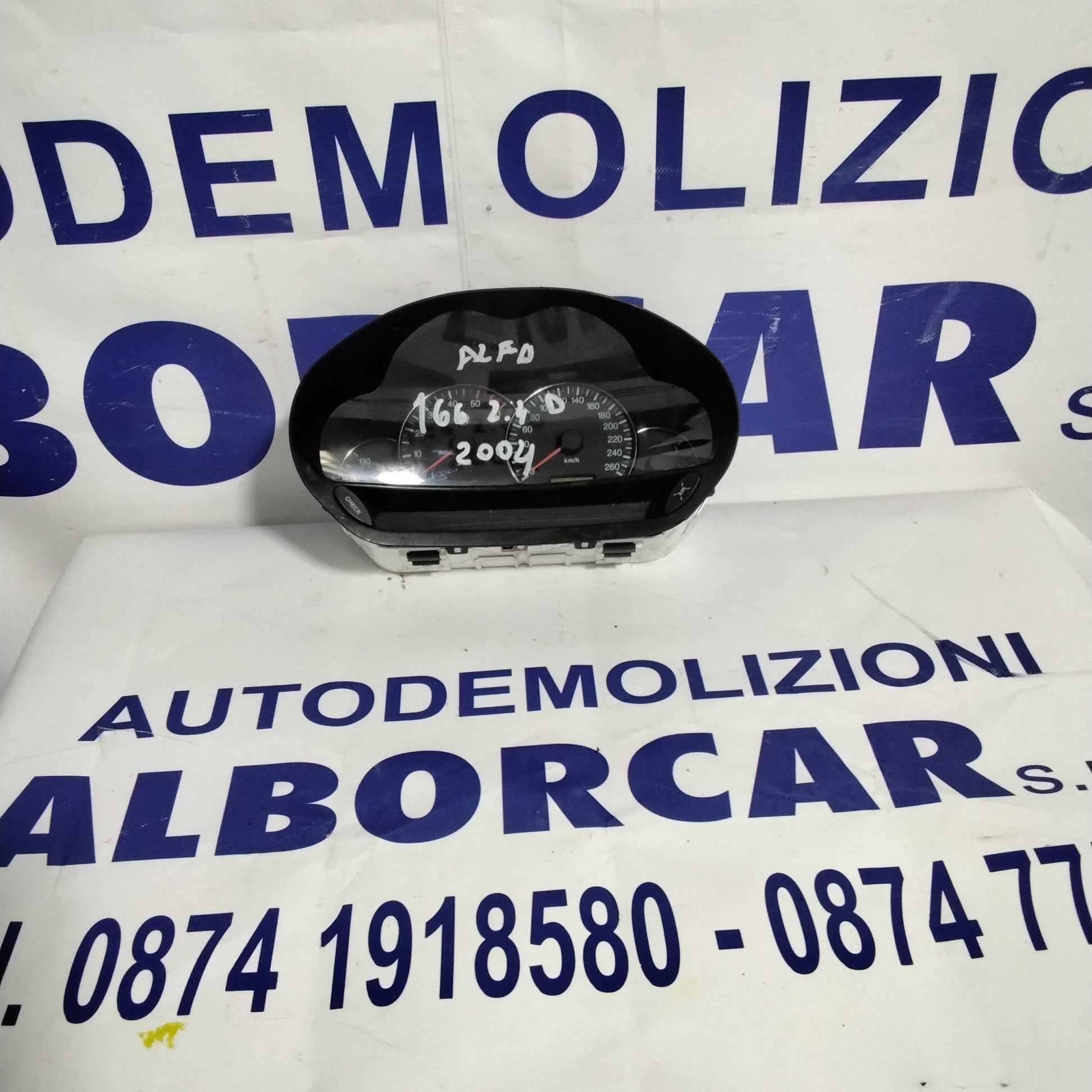Cuadro de instrumentos / cuentakilómetros Alfa Romeo 166 2.4 diésel año 2004 código: 156050059