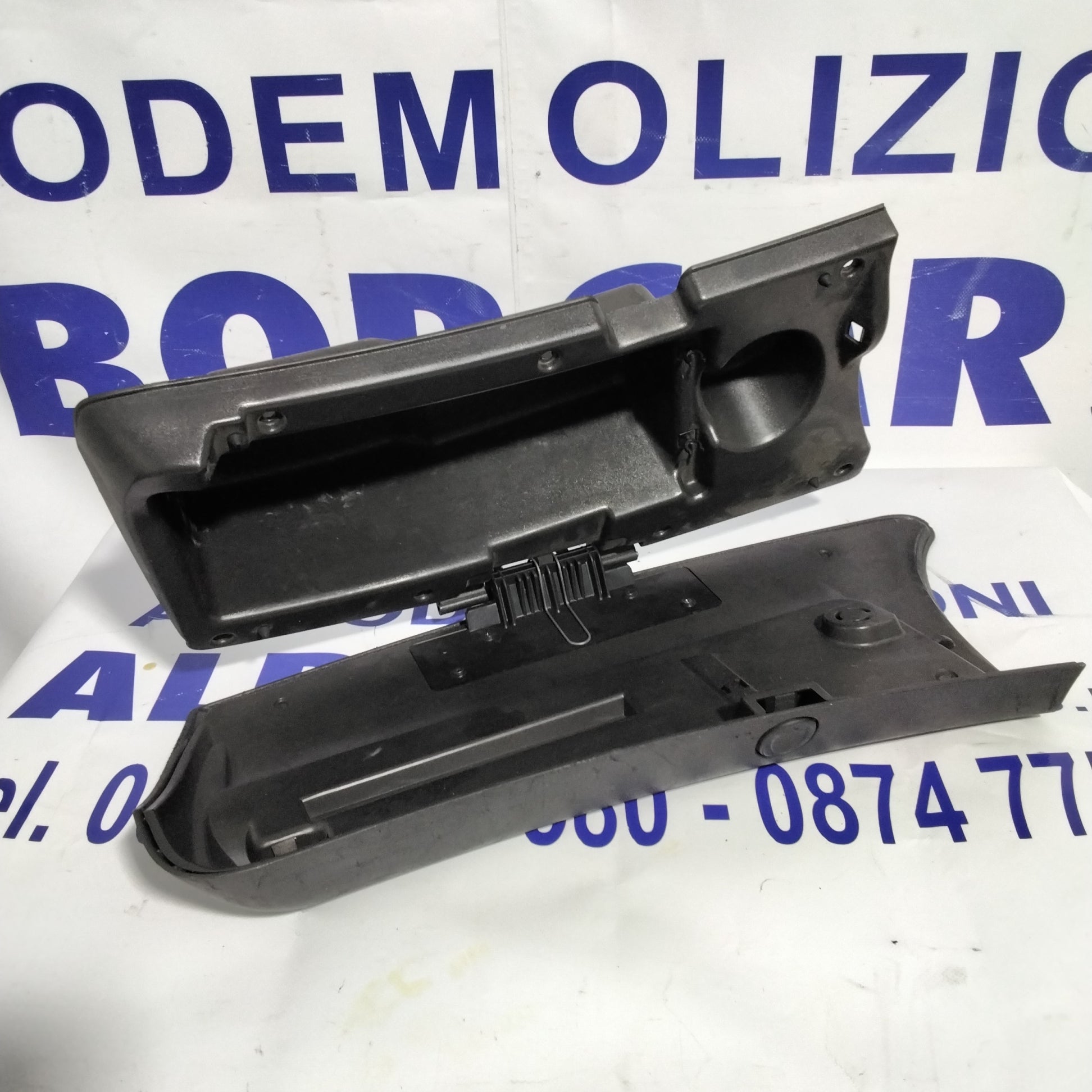 Cajón portaobjetos Iveco Daily 35c12 año 2003
