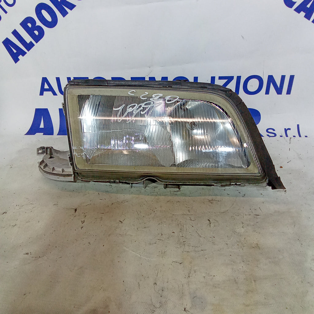 Faro anteriore destro mercedes C220 anno 1997