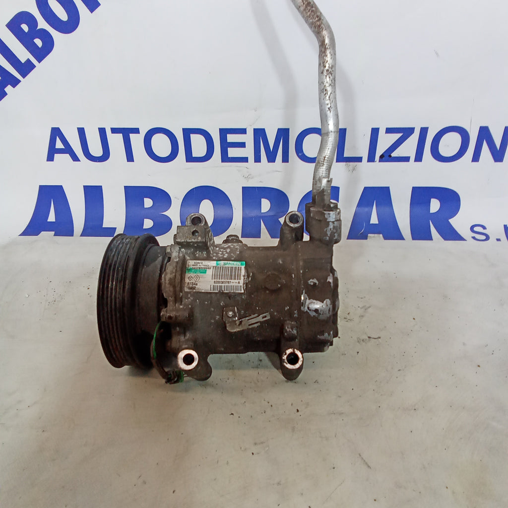 Compresor de aire acondicionado Renault Clio 1.5 CDI año 2004/2012 código 8200365787