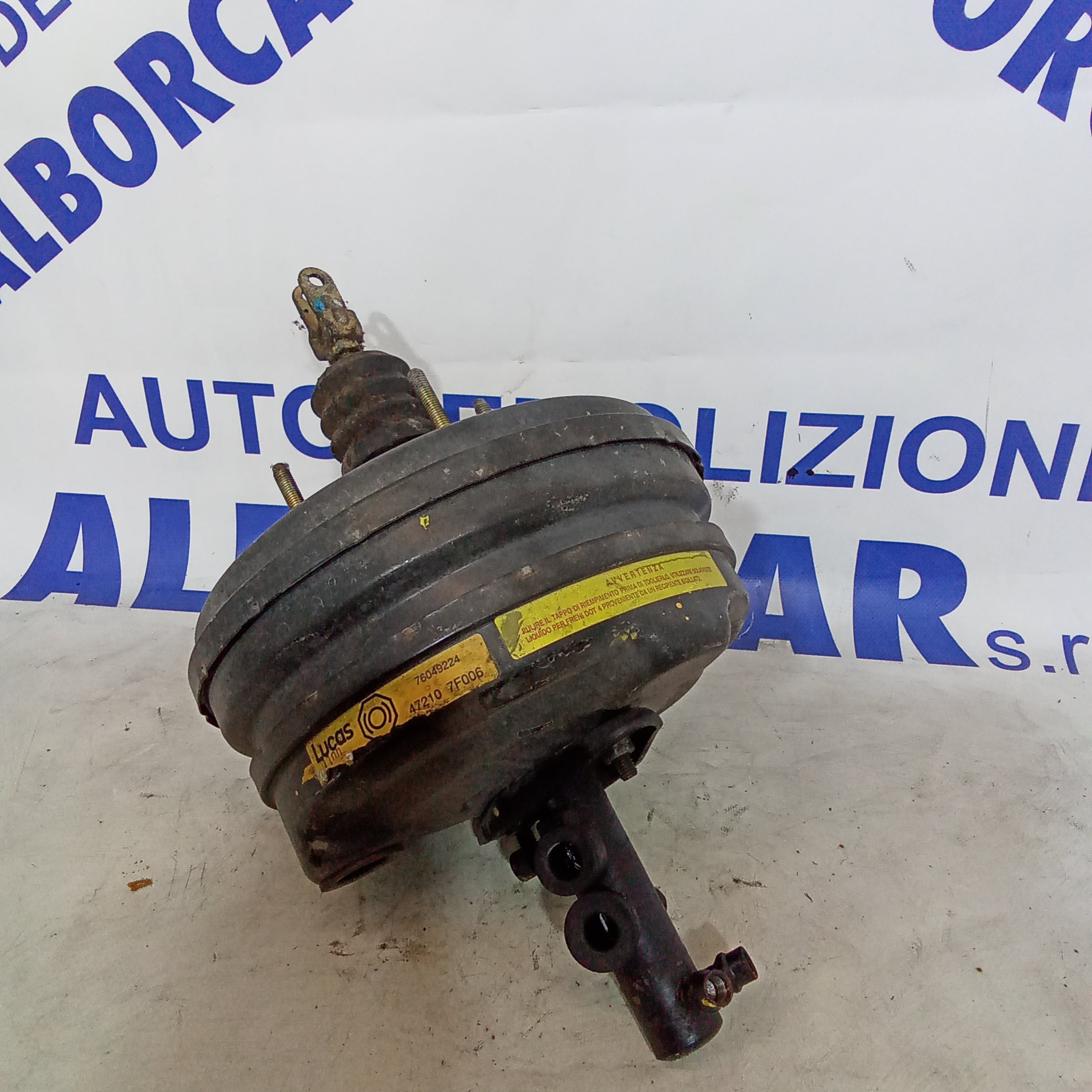 Servofreno nissan terrano 2 2.7 diesel 4WD anno 1999 codice 76049224