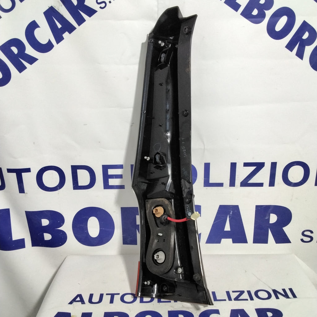 fanale stop destro mitsubishi grandis anno 2005 codice 22087642