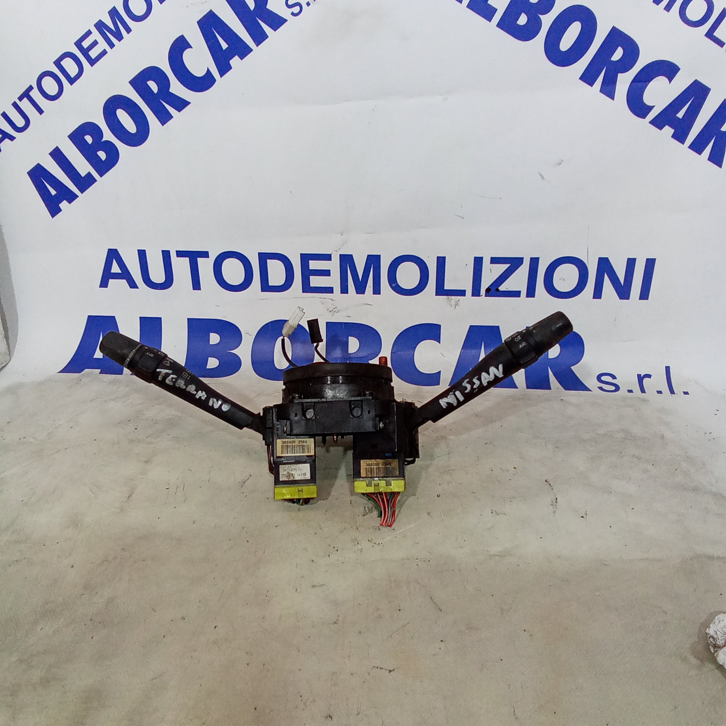 Devioluce nissan terrano 2 2.7diesel 4WD anno 1999 codice 36940B