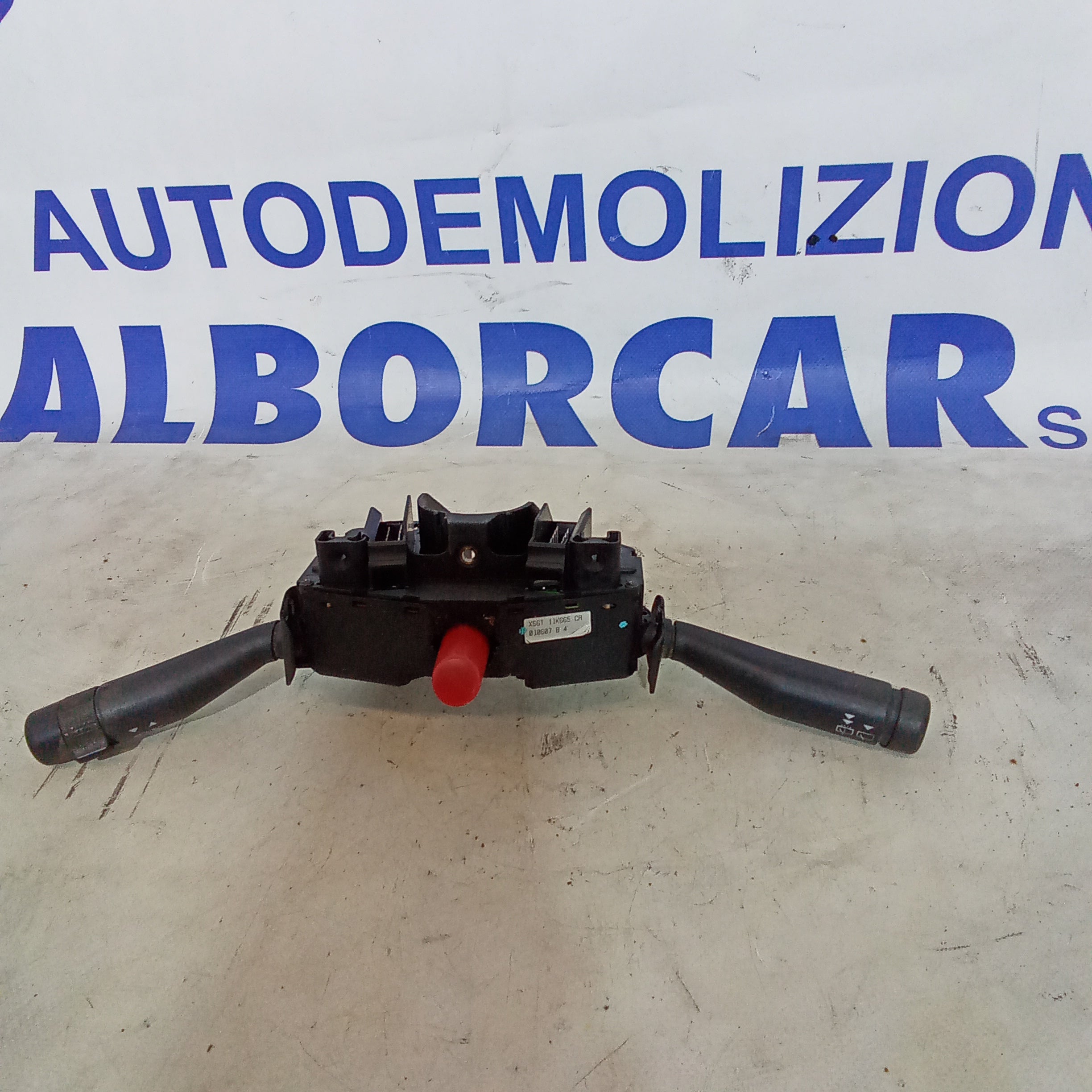 Devioluce ford ka benzina anno 2006 codice XS6T11K665CA