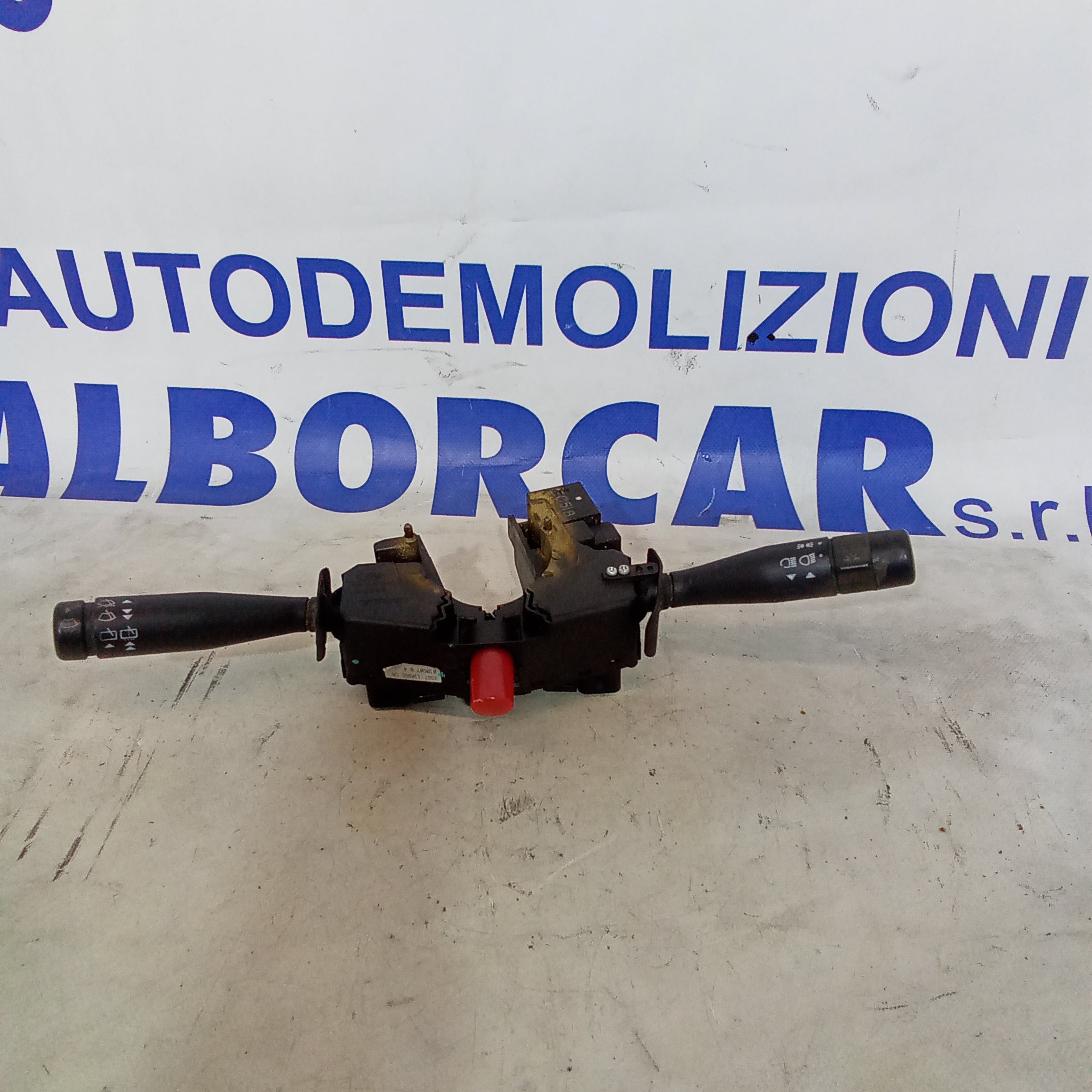 Devioluce ford ka benzina anno 2006 codice XS6T11K665CA