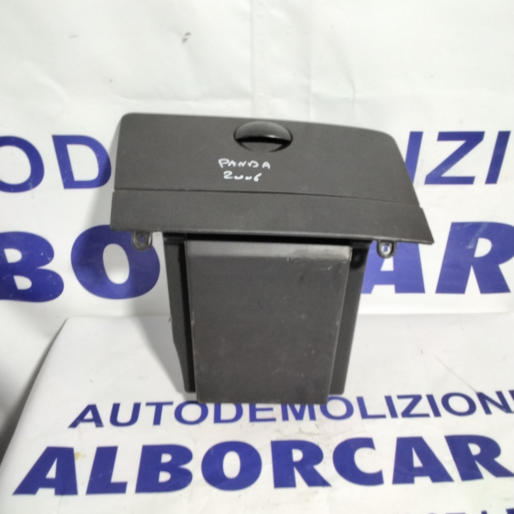 Cassetto porta oggetti fiat panda anno 2006
