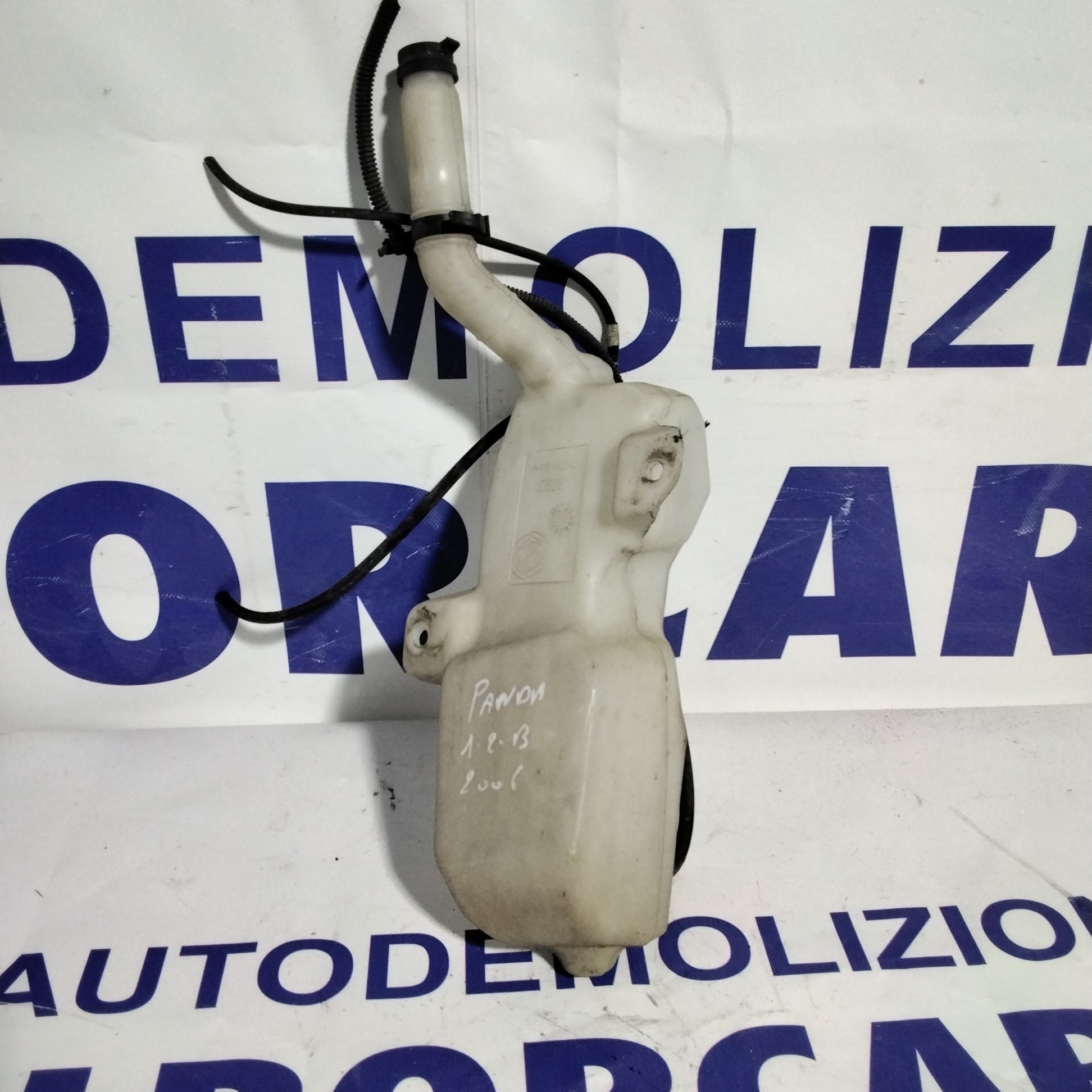 Vaschetta acqua tergicristallo fiat panda anno 2006