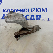 Carica l&#39;immagine nel visualizzatore di Gallery, Supporto montante superiore completo alfa romeo 147 codice 60625000
