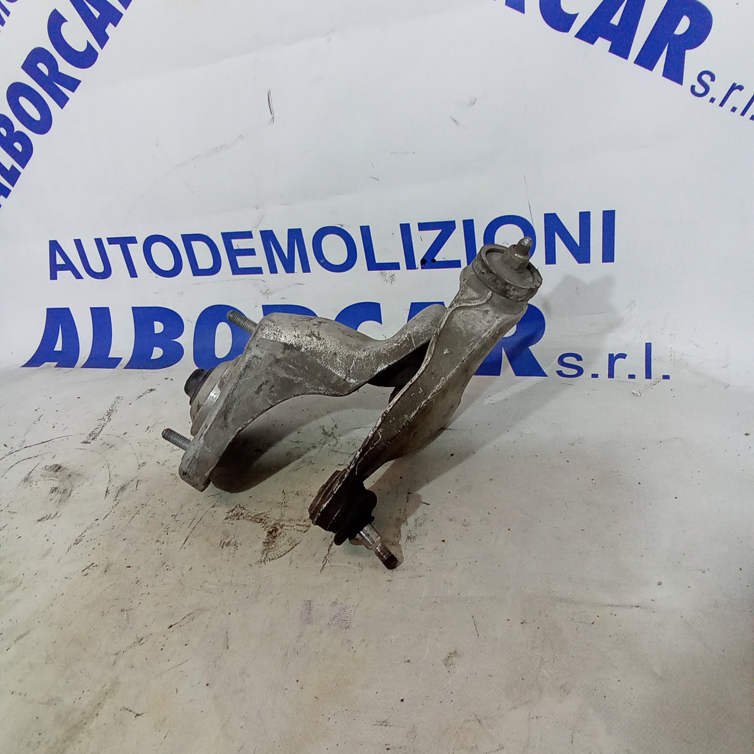 Supporto montante superiore completo alfa romeo 147 codice 60625000