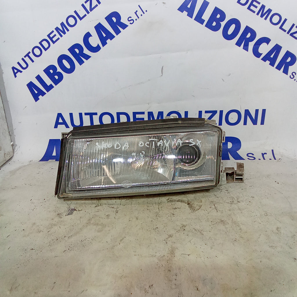 Faro anteriore sinistro skoda ottavia 1.9tdi anno 1998 codice 24608900