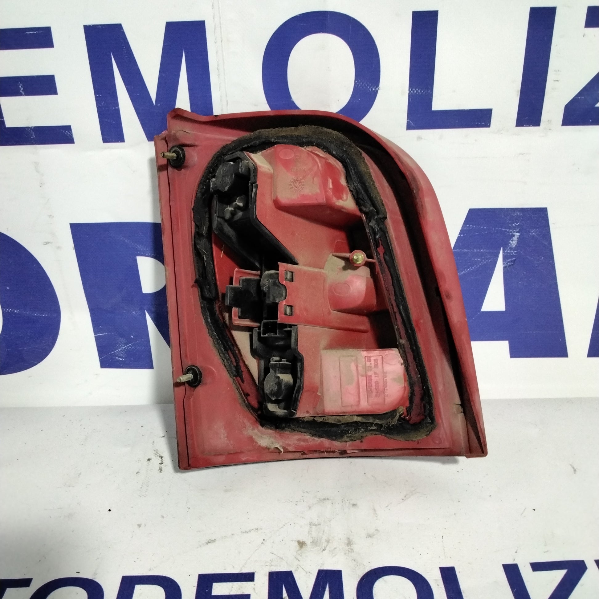 fanale stop destro nissan micra anno 1998