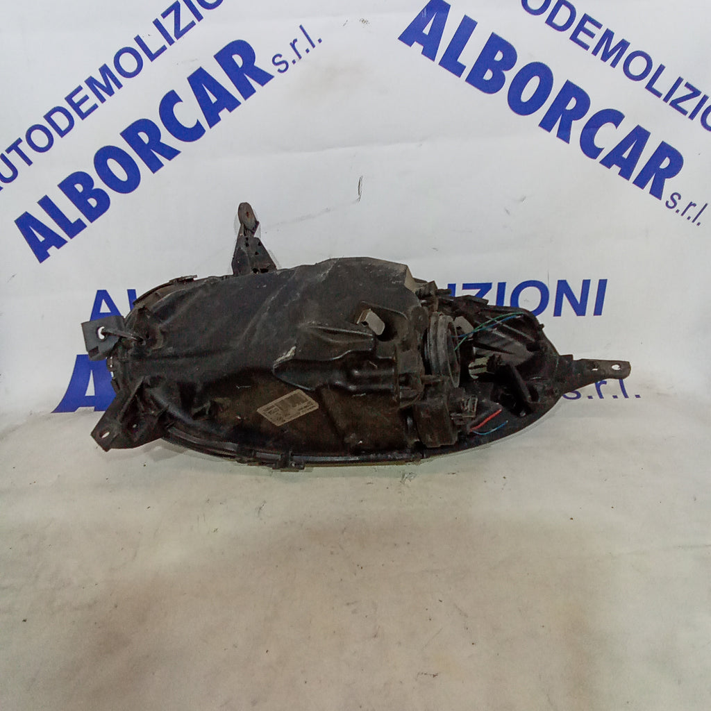 Faro fanale anteriore destro nissan micra 1.5dci anno 2006 codice 89900074