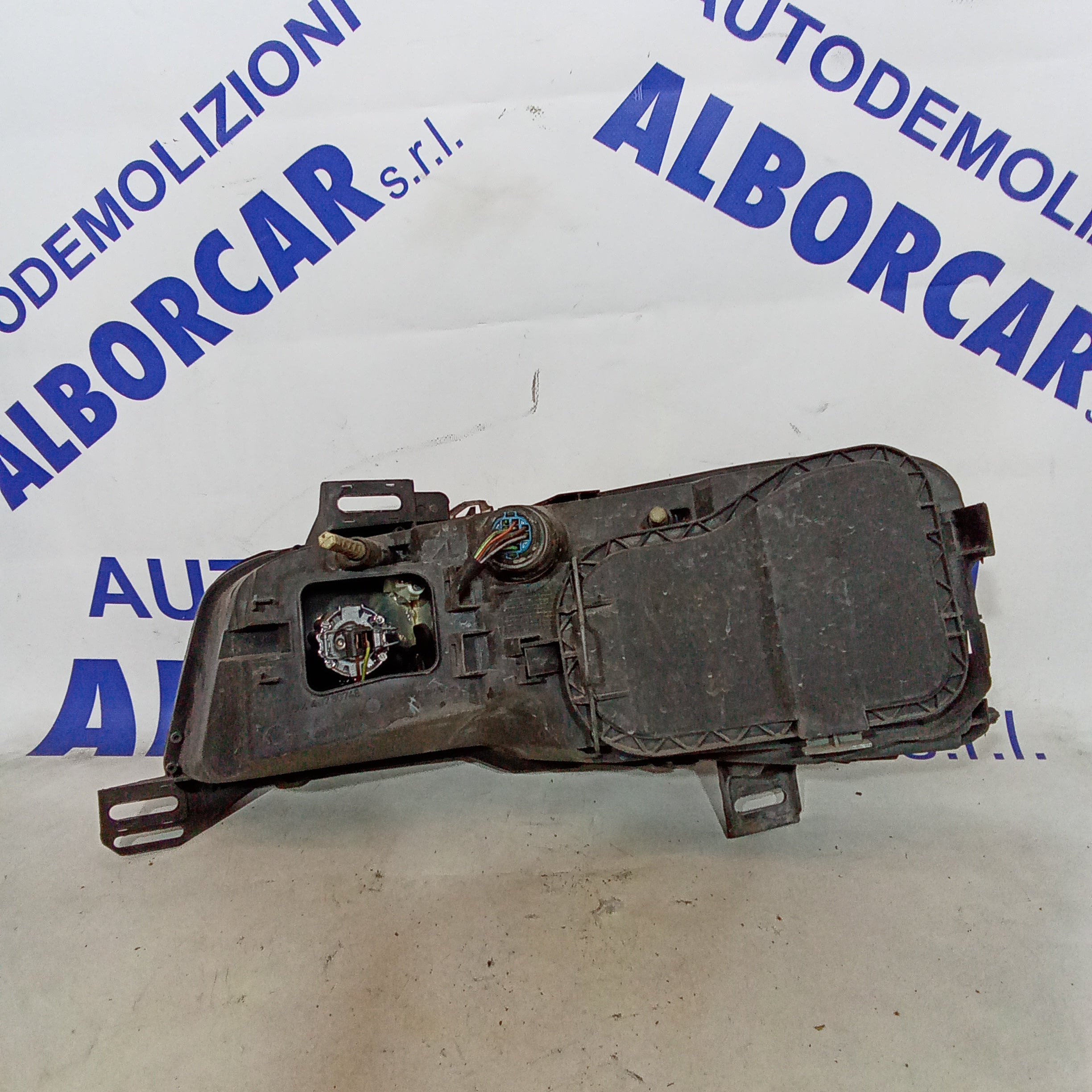 faro fanale anteriore destro fiat stilo 1.9jtd anno 2004 codice 517127100