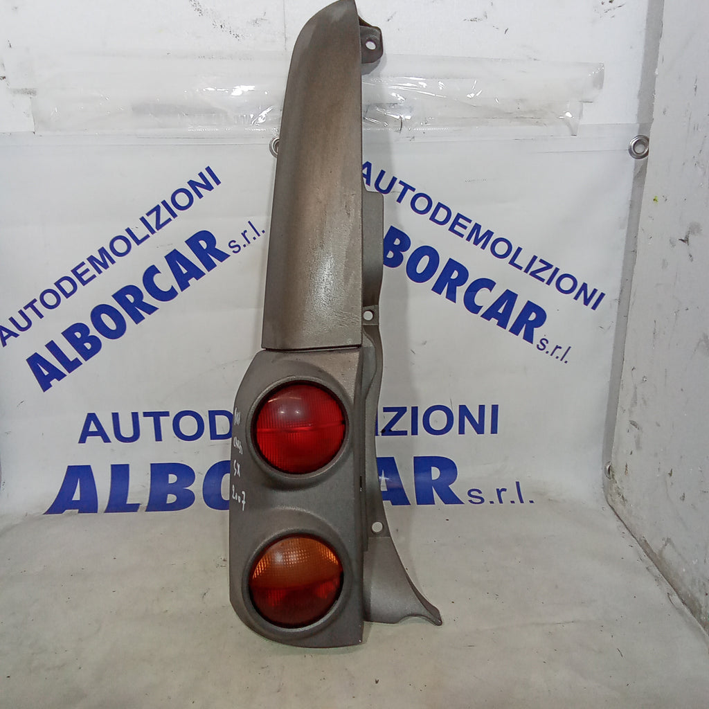 Faro trasero izquierdo Fiat Panda Cross año 2007 código 735403855