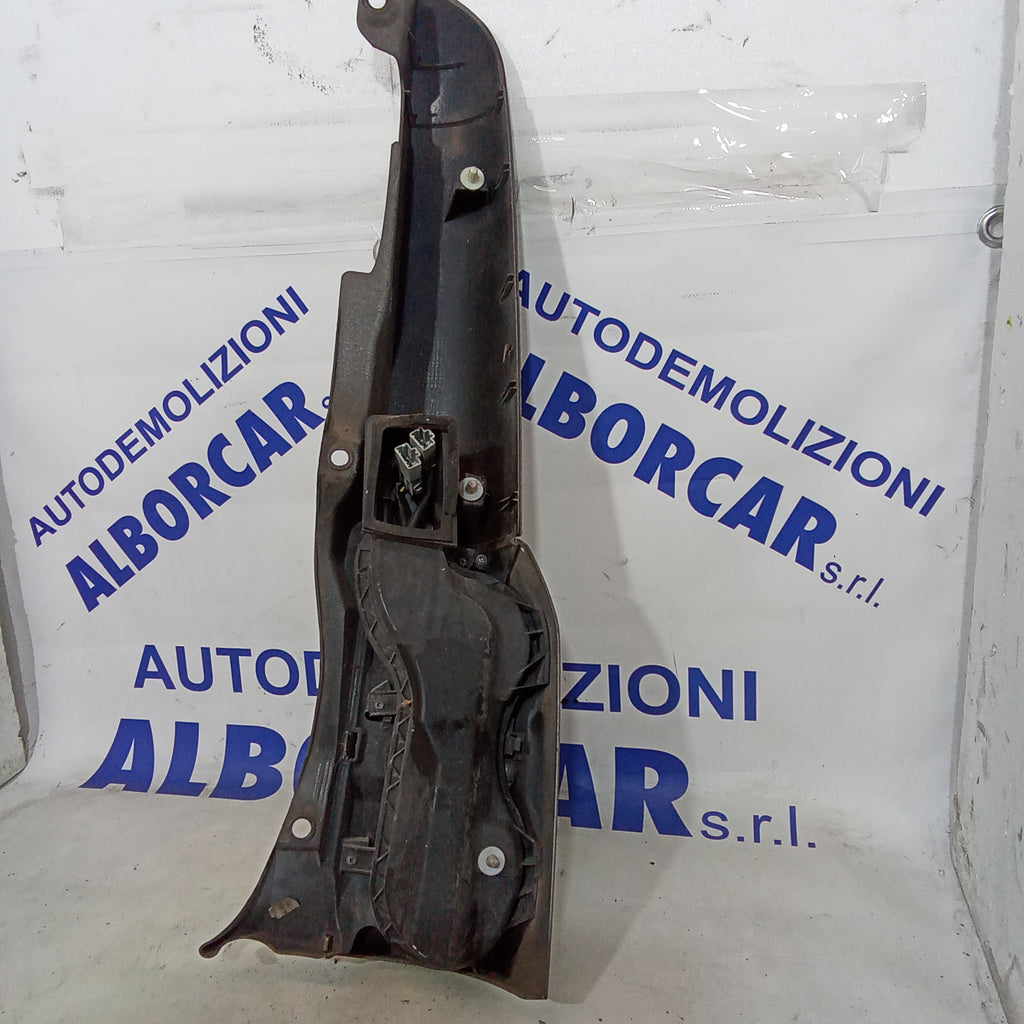 Faro trasero izquierdo Fiat Panda Cross año 2007 código 735403855
