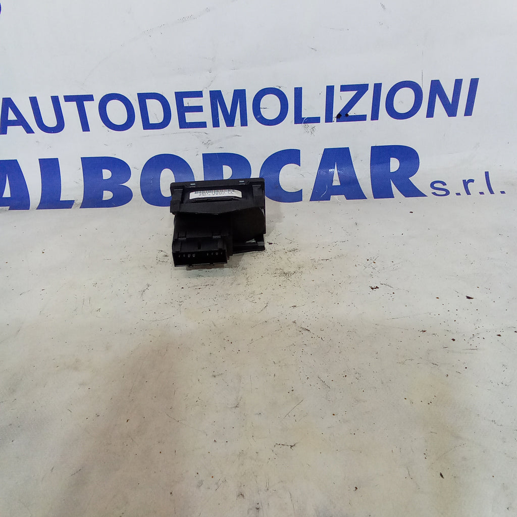 Interruptor de luces Ford Focus 1.8tdci año 2006 código 13A024