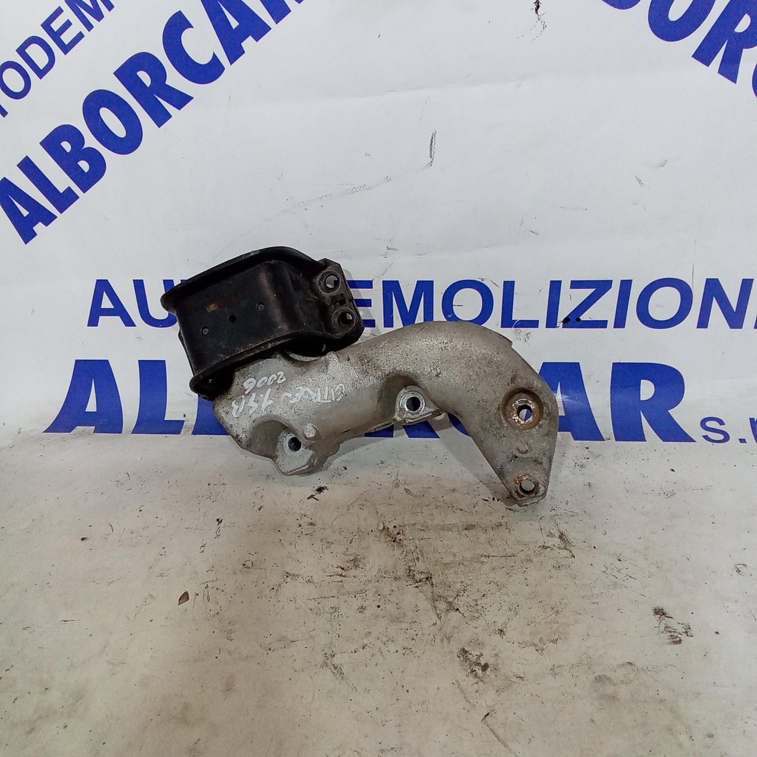 Supporto motore citroen C4 1.4 benzina anno 2006