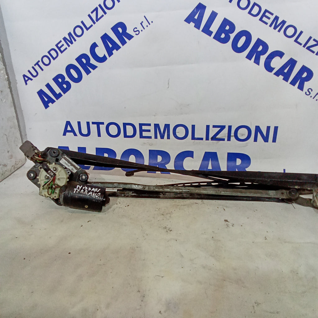 Motorino tergicristalli nissan terrano 2 2.7 diesel 4wd anno 1992/2007 codice 9390332384