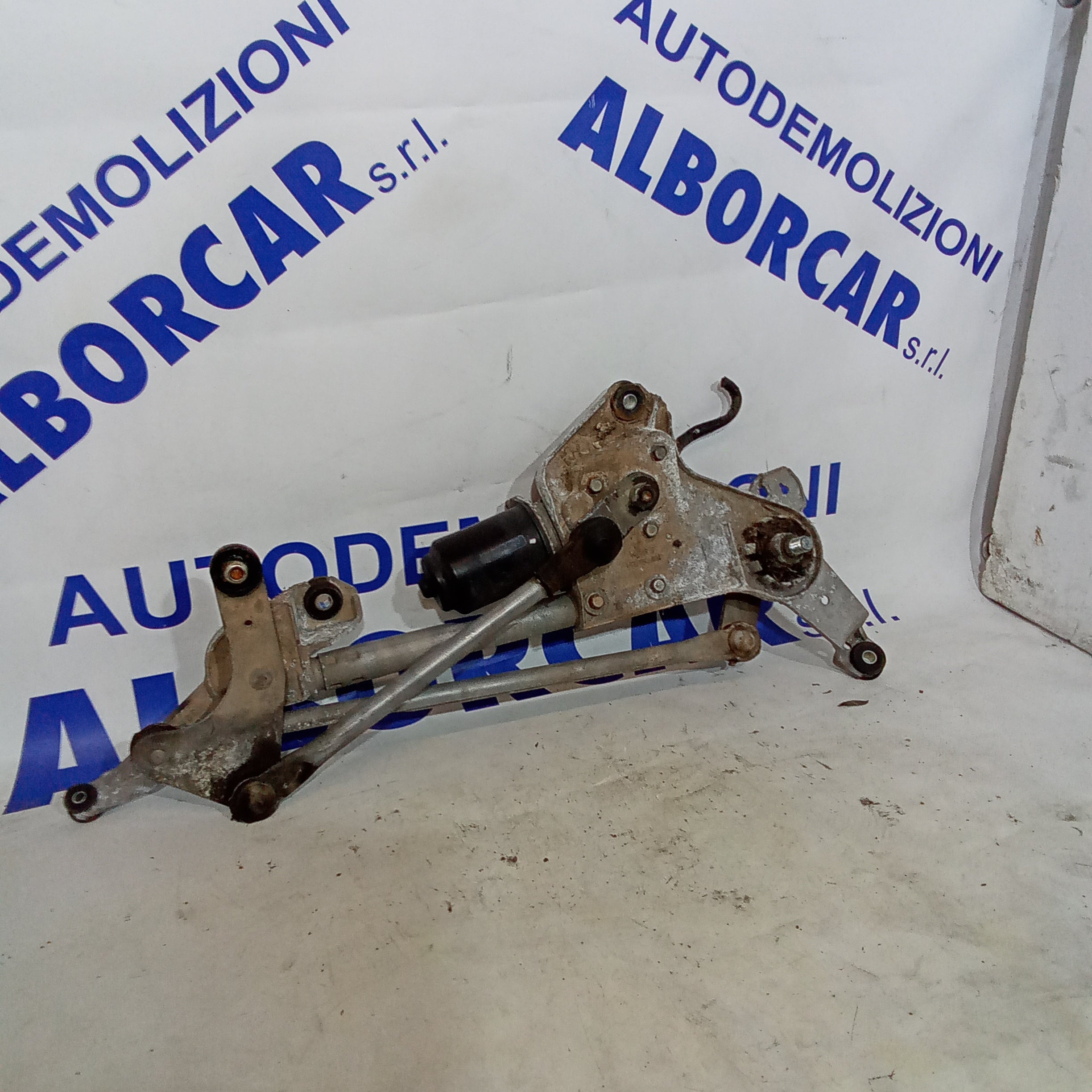 Motorino tergicristalli posteriore mitsubishi grandis 2.7 diesel 4WD anno 2005