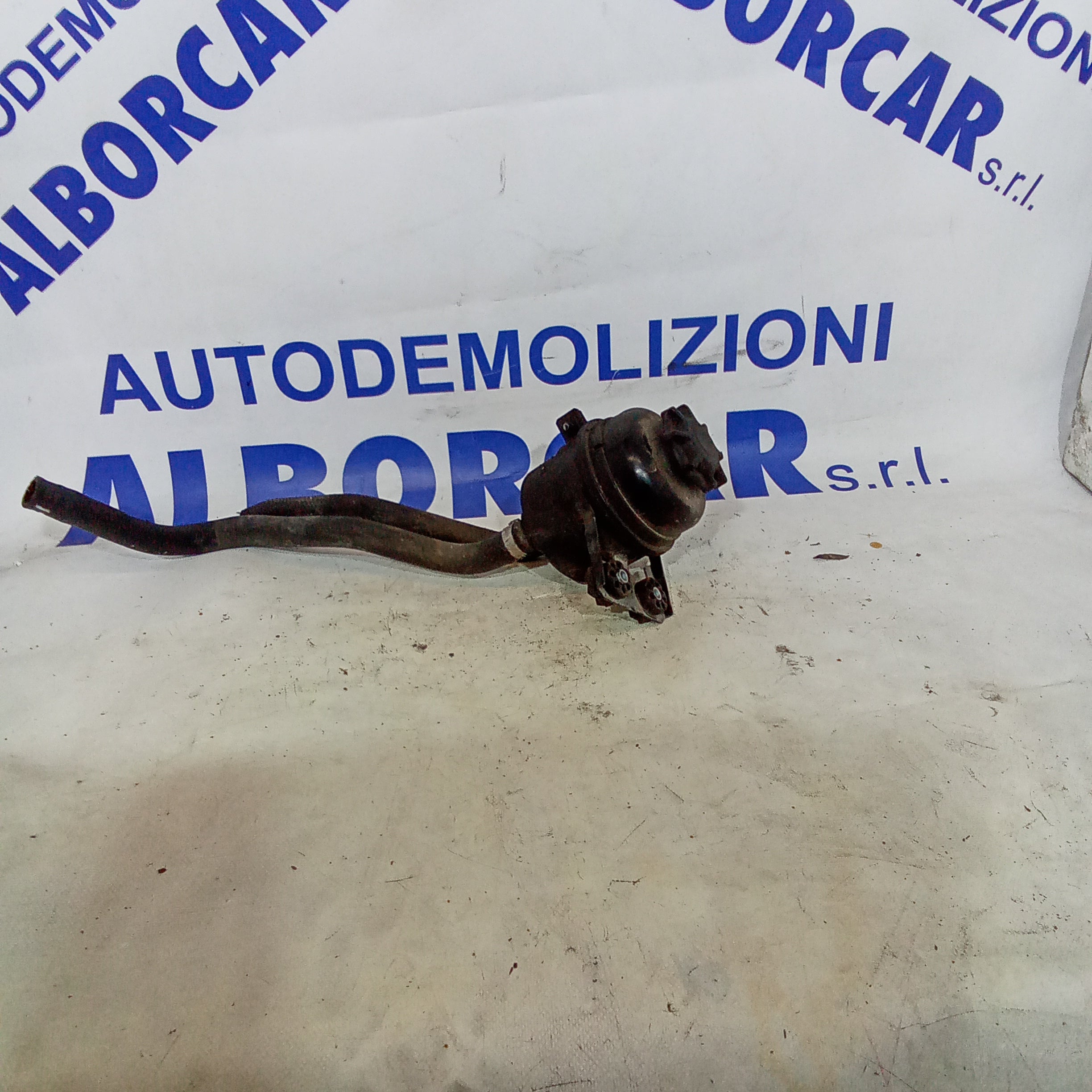 Vaschetta olio idroguida bmw 320d anno 2005 codice 1097164