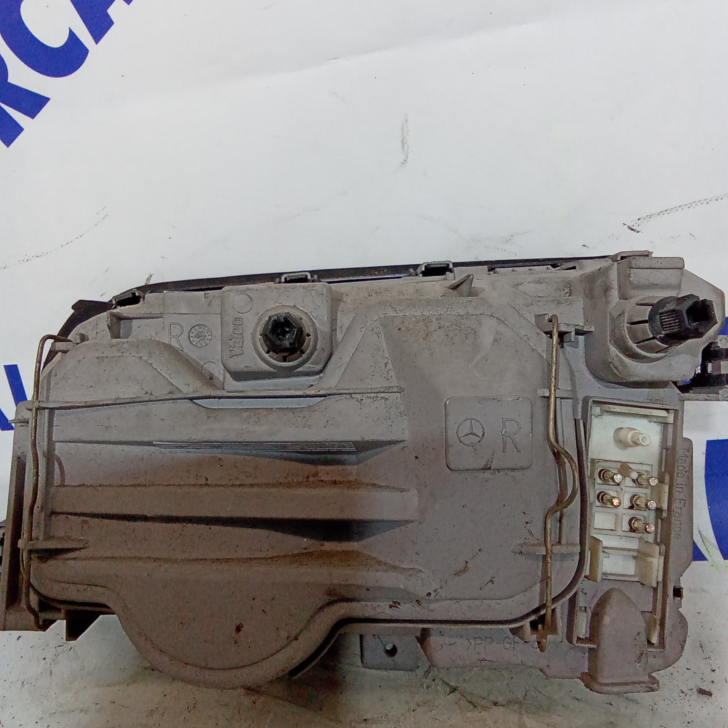 Faro fanale anteriore coppia destro/sinistro mercedes C200 anno 1998 originali valeo