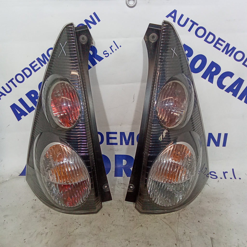 Faro fanale posteriore (coppia) citroen C1 codici 81560/81550 anno 2006