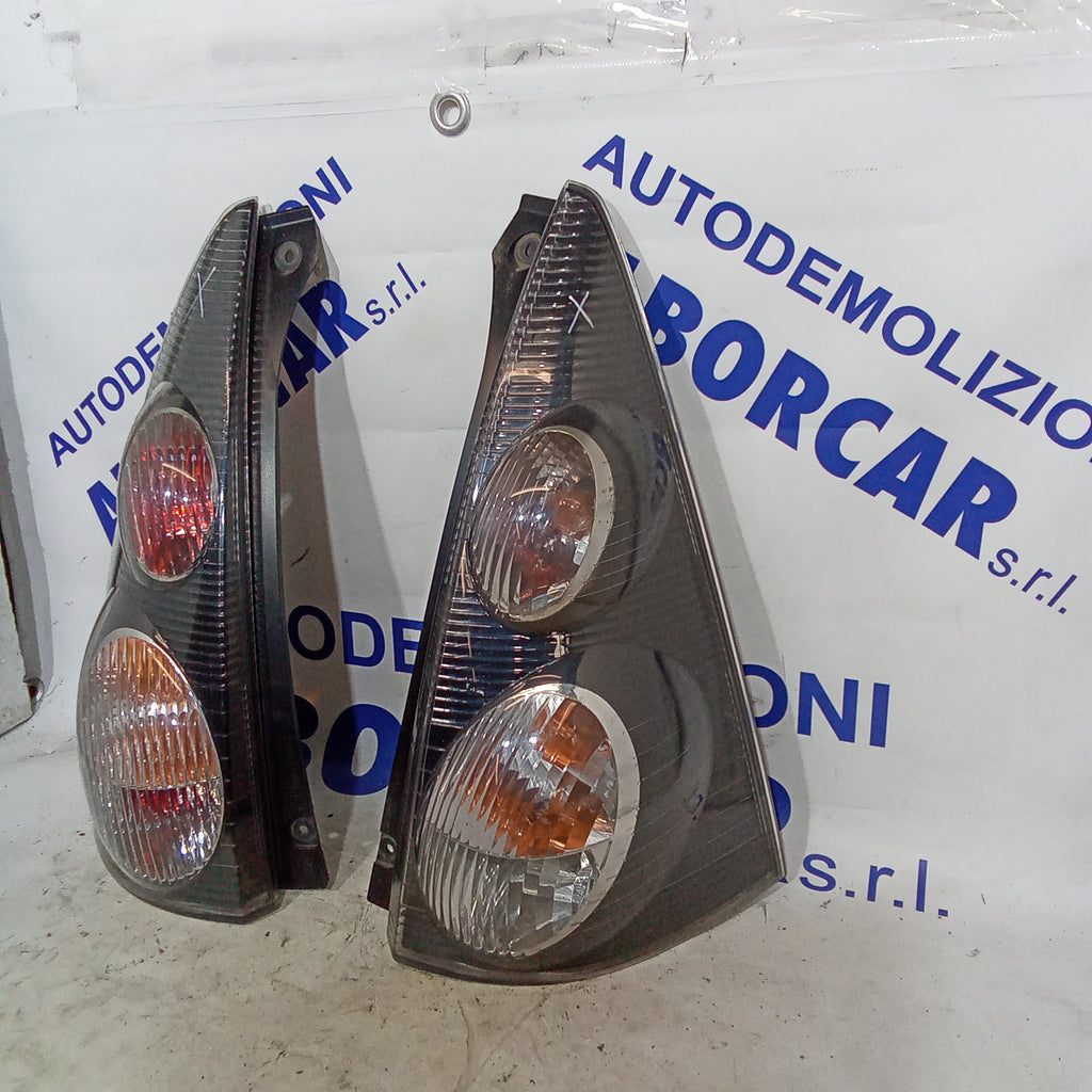 Faro fanale posteriore (coppia) citroen C1 codici 81560/81550 anno 2006