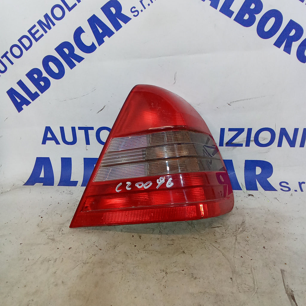 Faro fanale posteriore destro mercedes C200 anno 1996 codice 2028201264