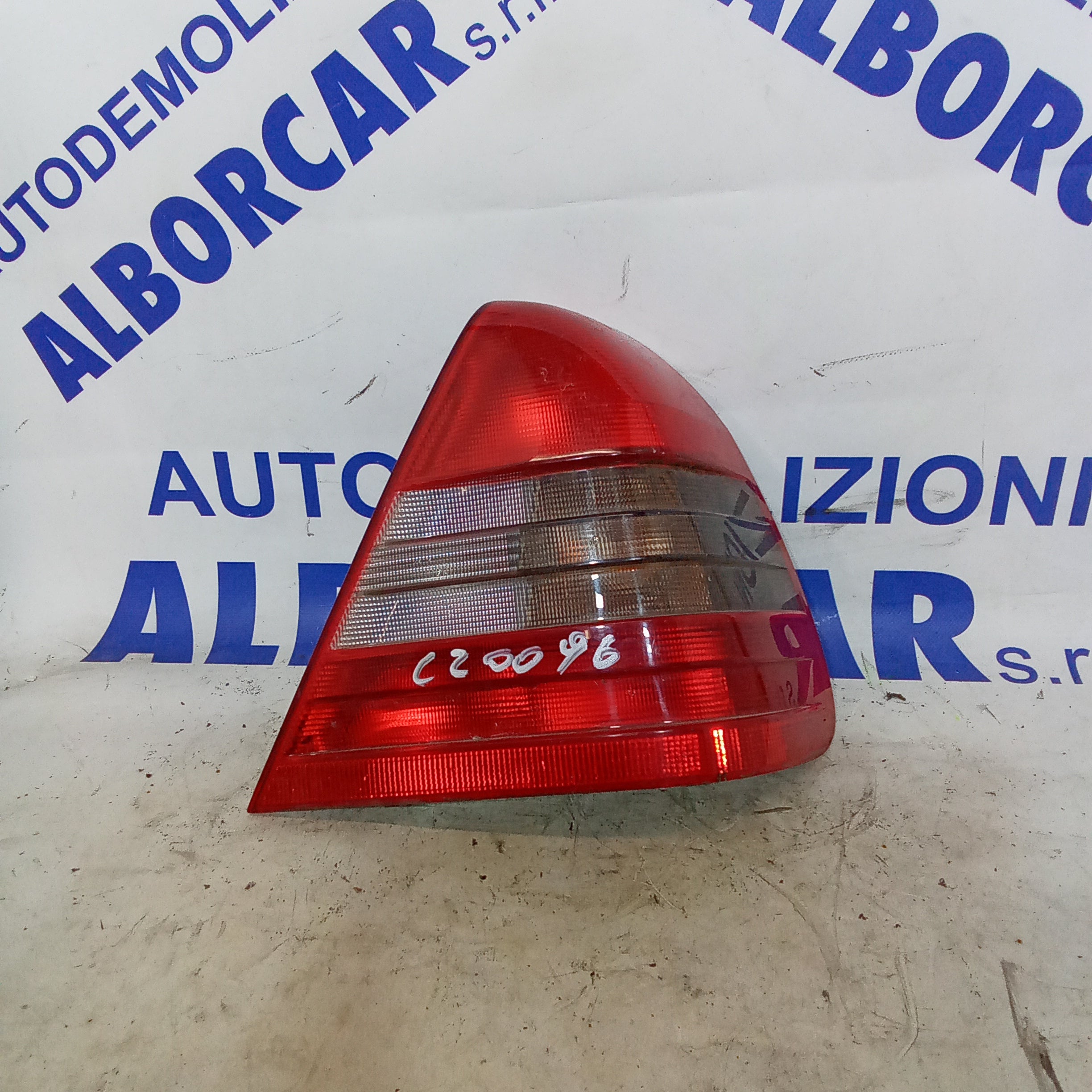 Faro fanale posteriore destro mercedes C200 anno 1996 codice 2028201264