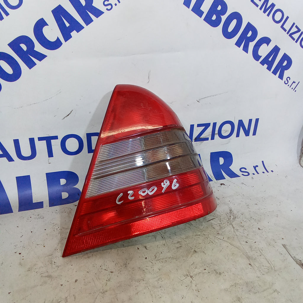 Faro fanale posteriore destro mercedes C200 anno 1996 codice 2028201264