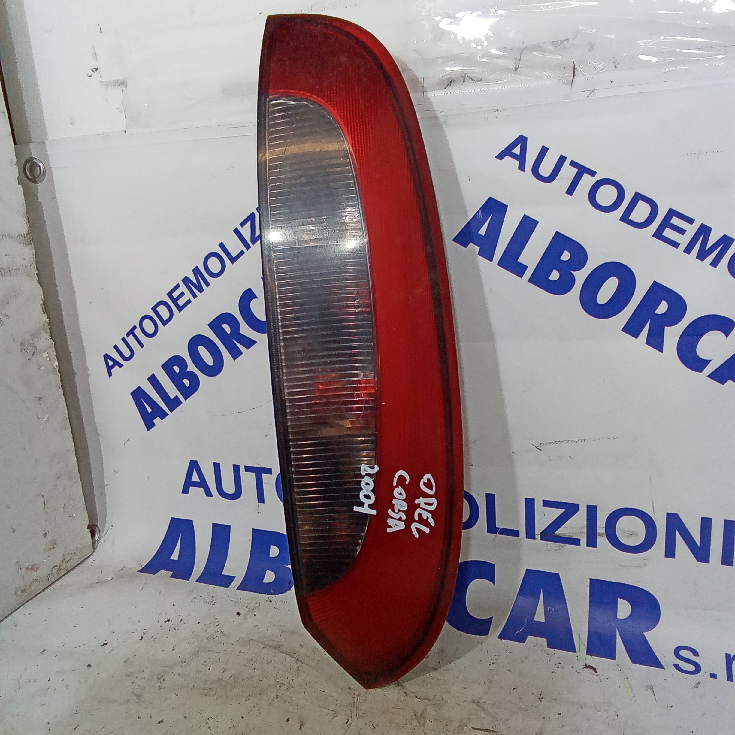 Faro fanale posteriore destro opel corsa anno 2001 codice 09114336 originale valeo