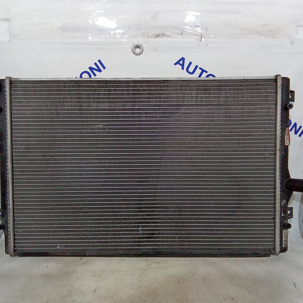 Radiator water cooling Volkswagen Touran/Passat 2.0 TDI part number RA0010320