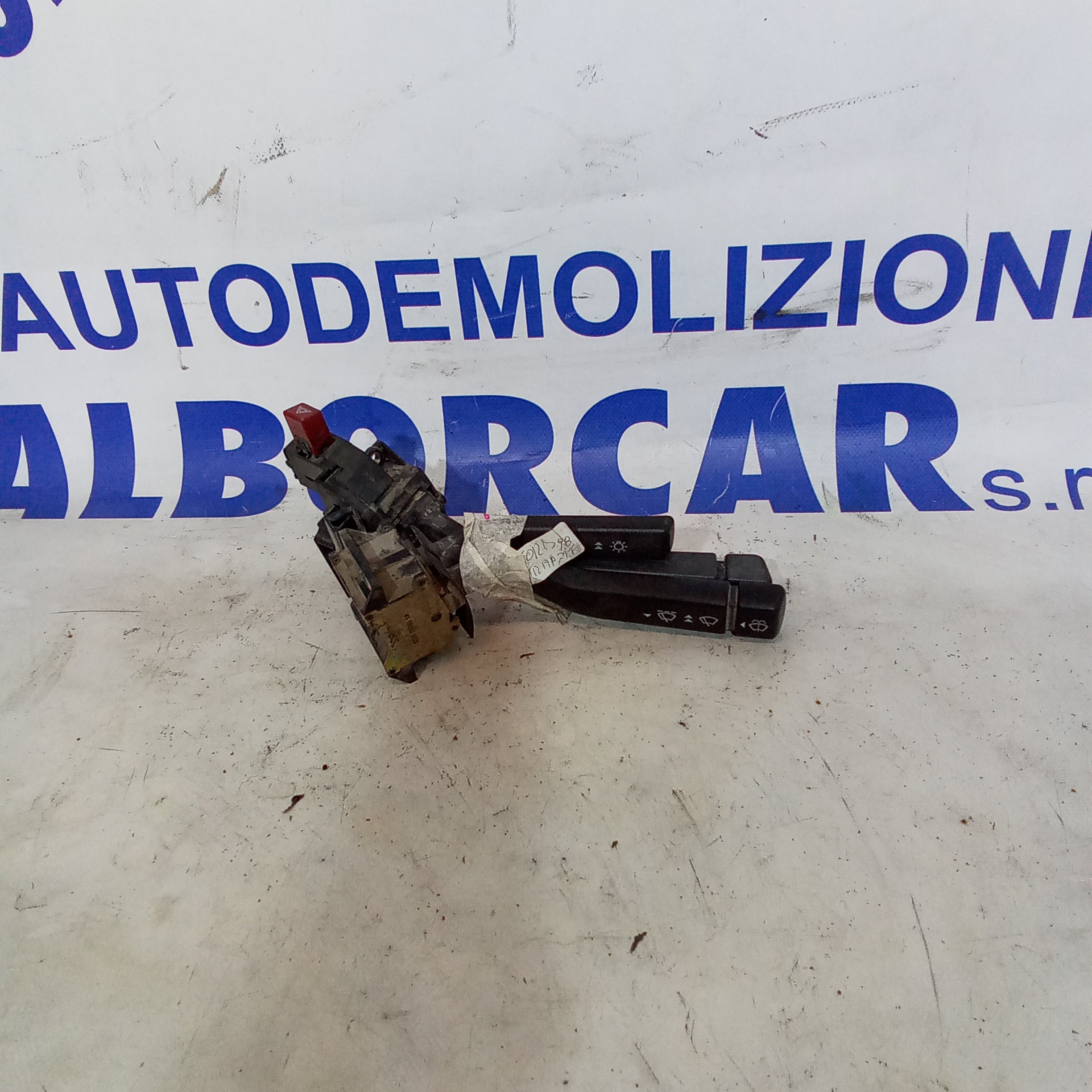 Devioluce ford transit 2.5 anno 1998 codice 13B302AB