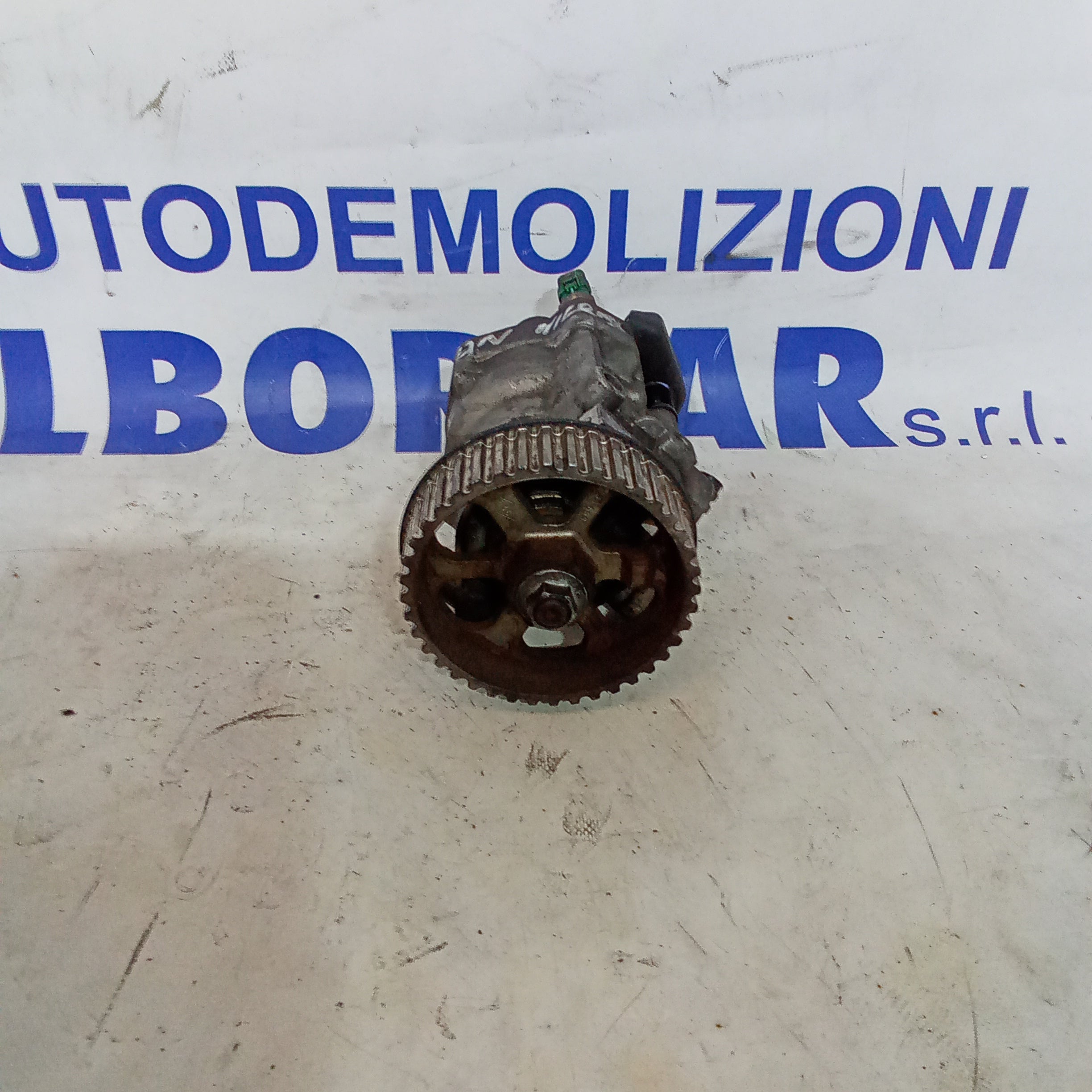 Bomba de combustible common rail Renault Clio 1.5 CDTI año 2006 código 9303Z111B
