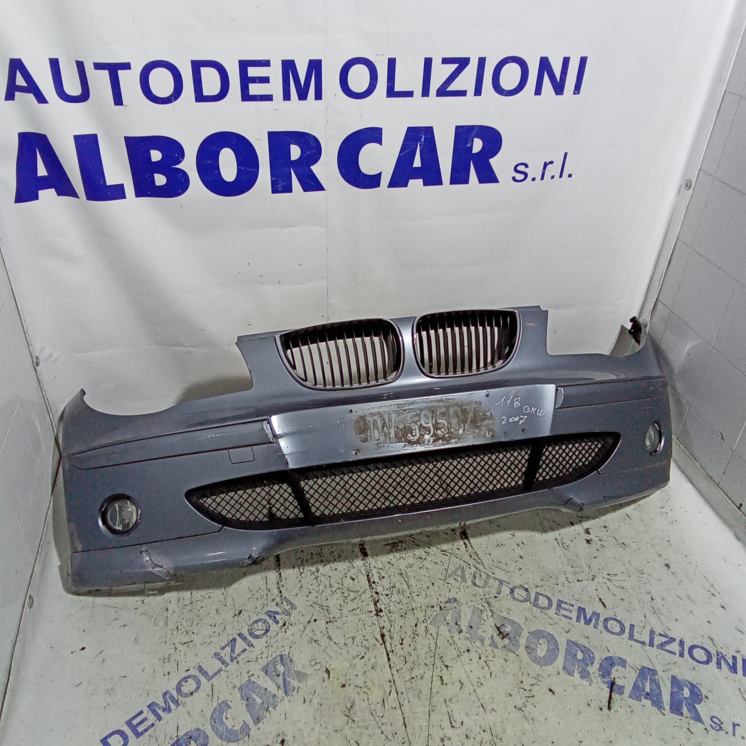 Paraurti bmw 118d completo anno 2007 (guardare